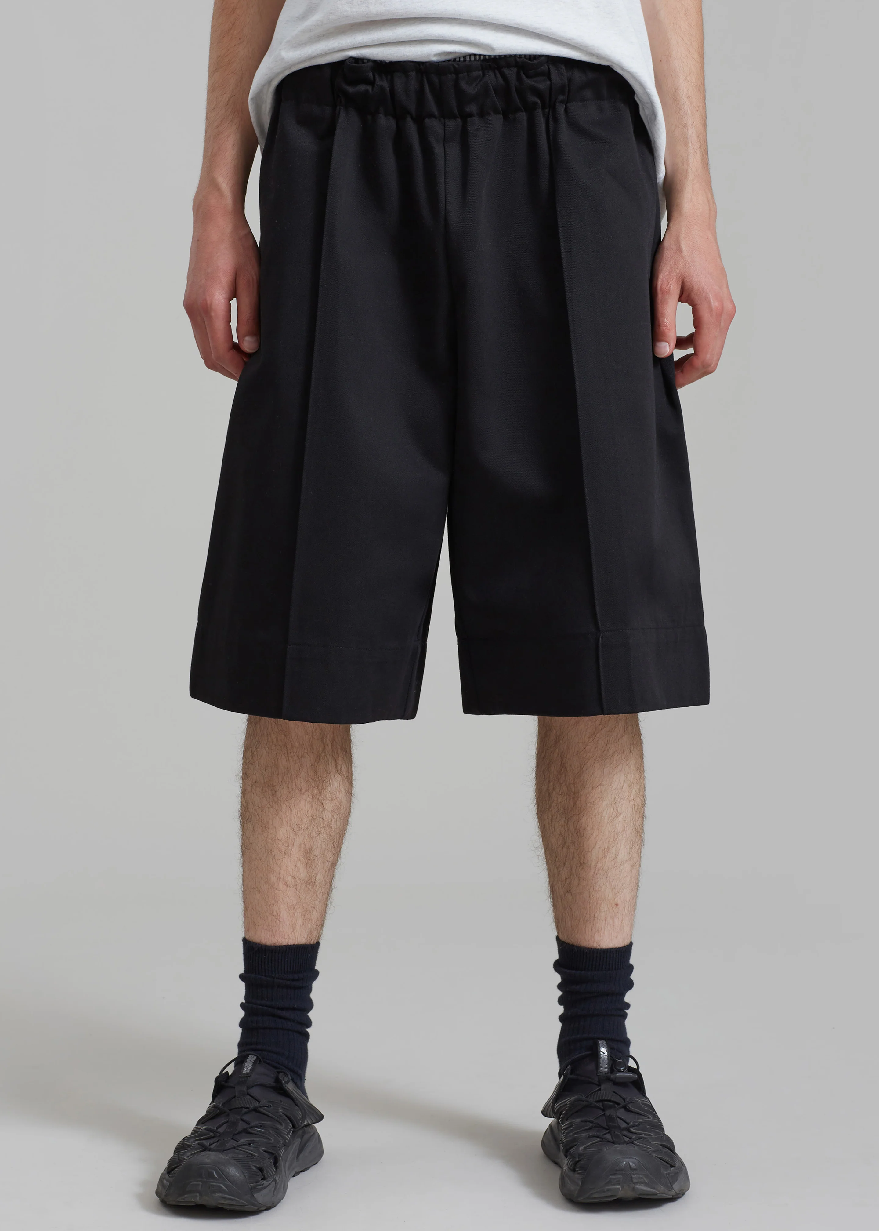 Adan Bermuda Shorts - Black - Image 2