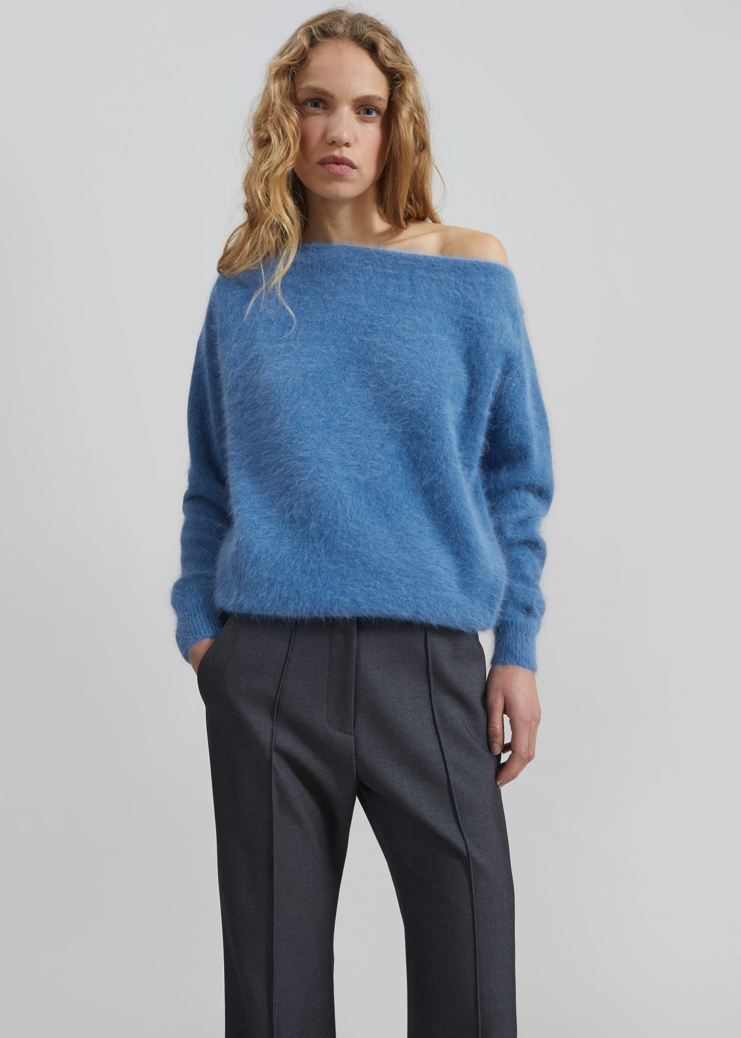 Almere Fuzzy Sweater - Cobalt