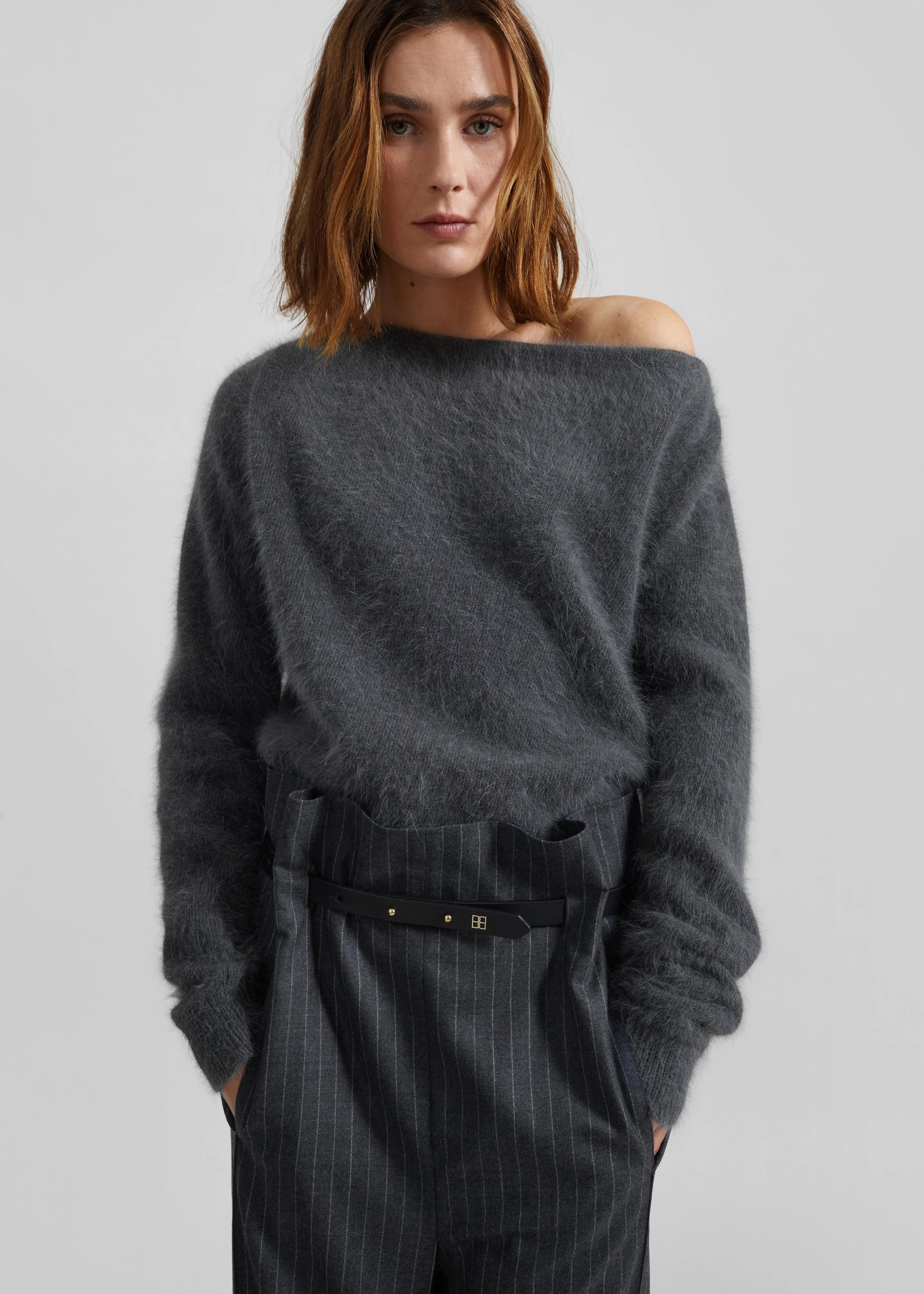 Almere Fuzzy Sweater - Dark Grey