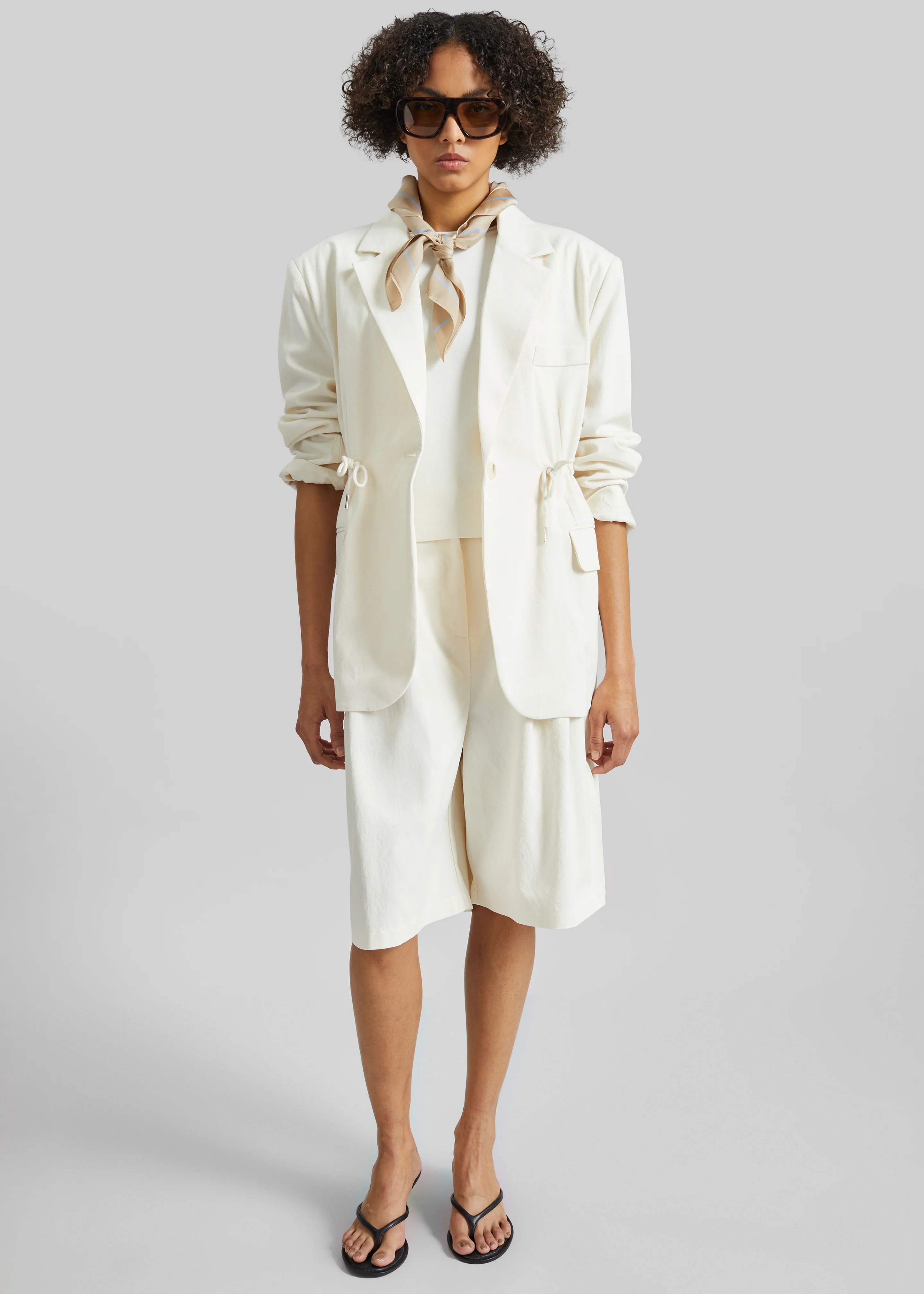 Altea Pleated Bermuda Shorts - Ivory - Image 6