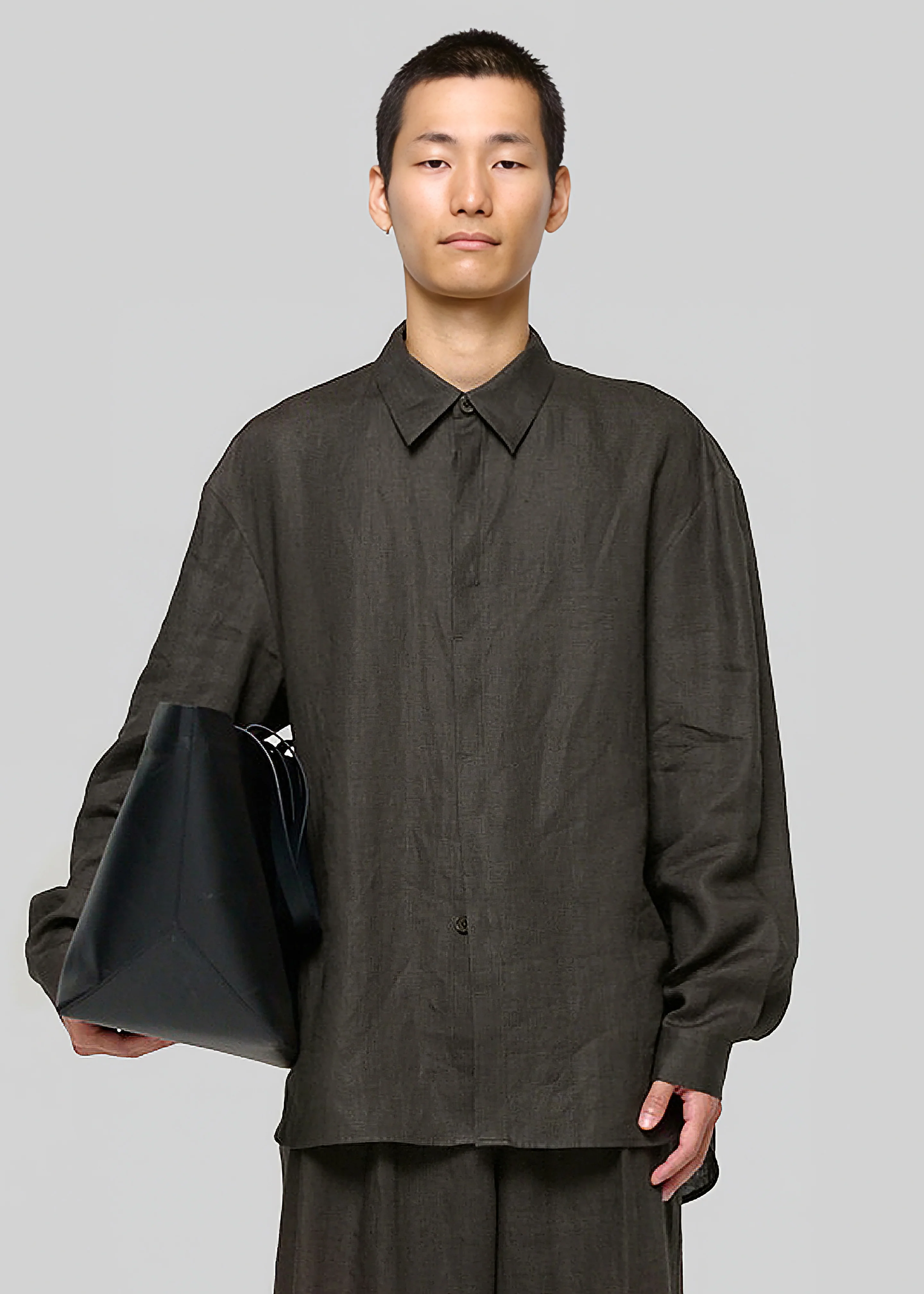 Amomento Linen Oversized Shirt - Khaki Grey - Image 2