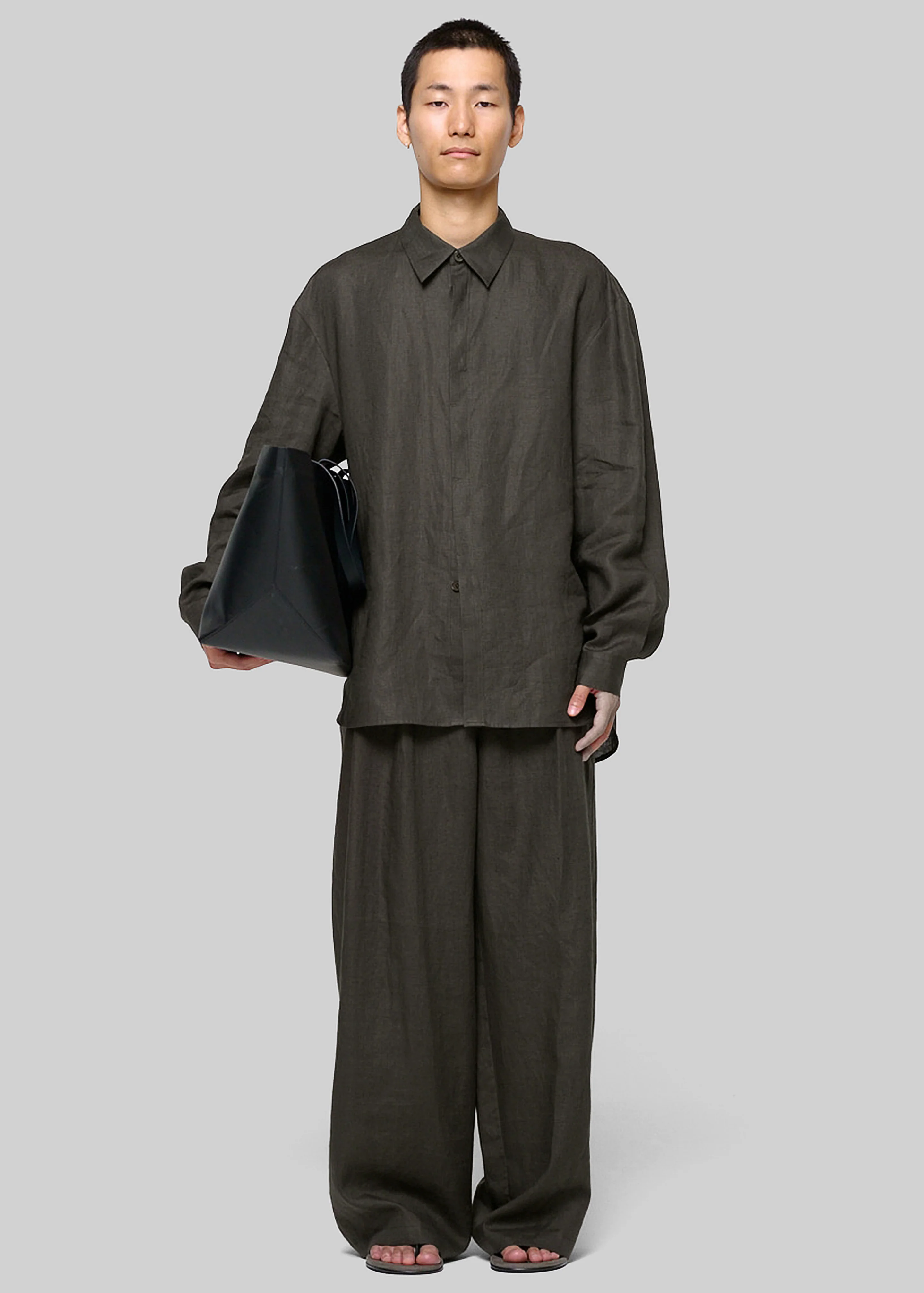 Amomento Linen Oversized Shirt - Khaki Grey - Image 3