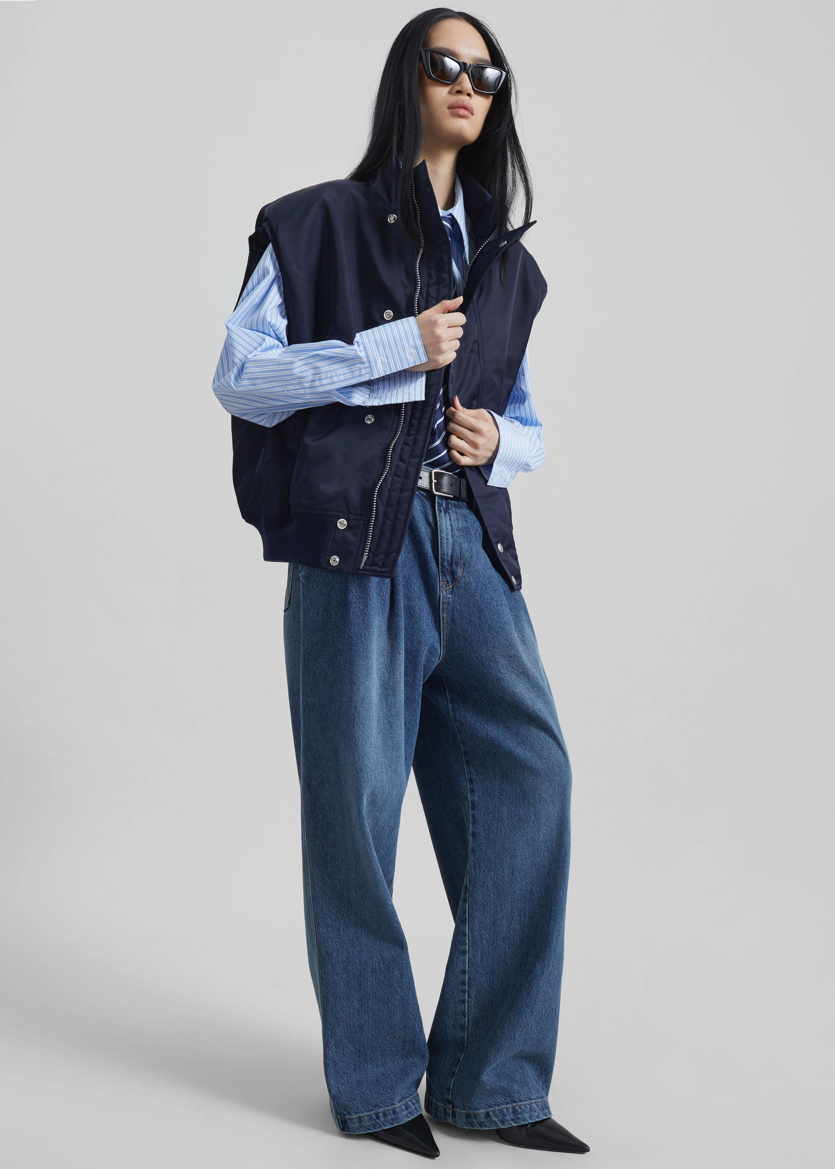 Aysen Sleeveless Bomber Jacket - Navy - Image 5