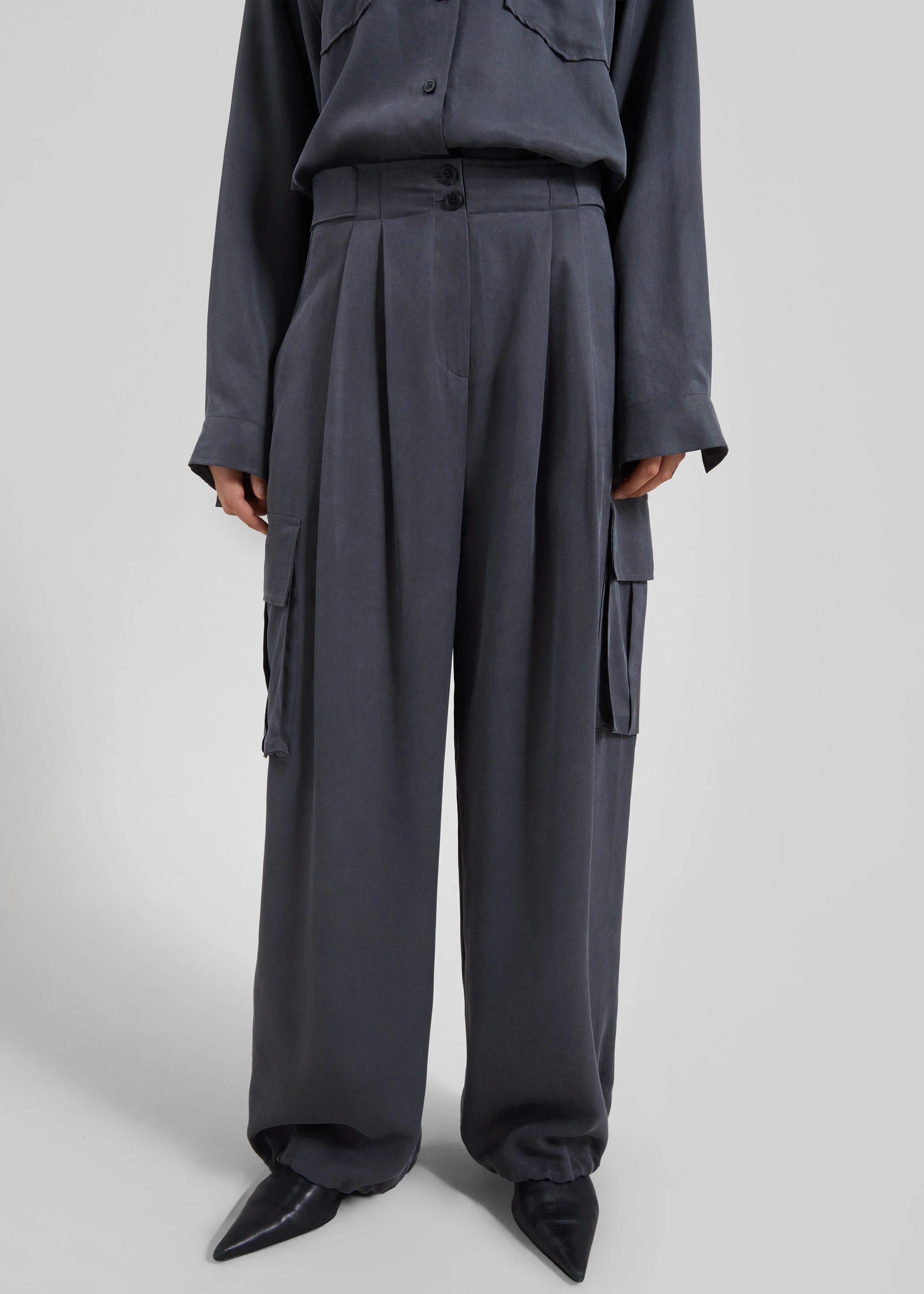 Balsta Cargo Pants - Dark Grey - Image 4