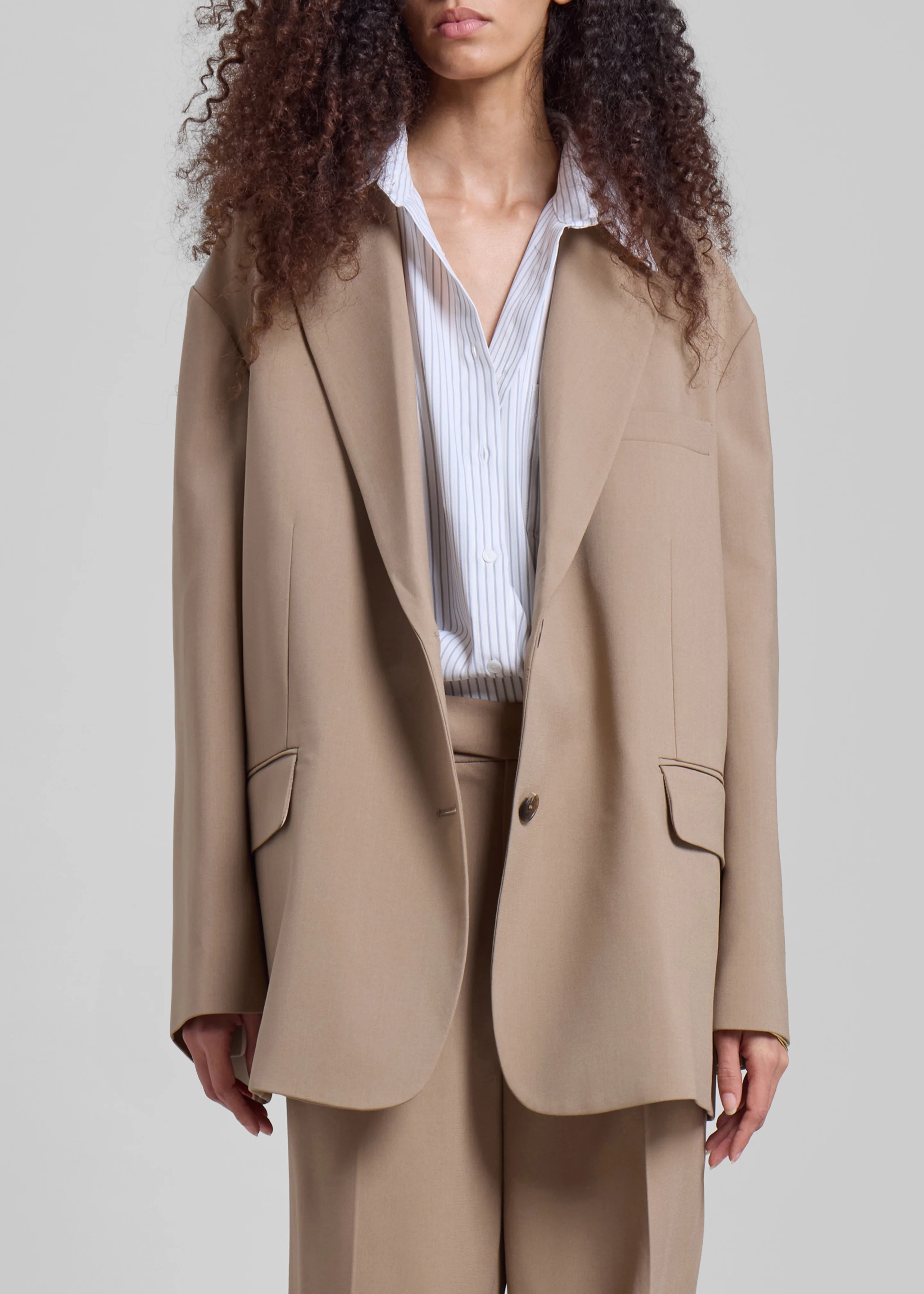 Bea Blazer - Latte - Image 6