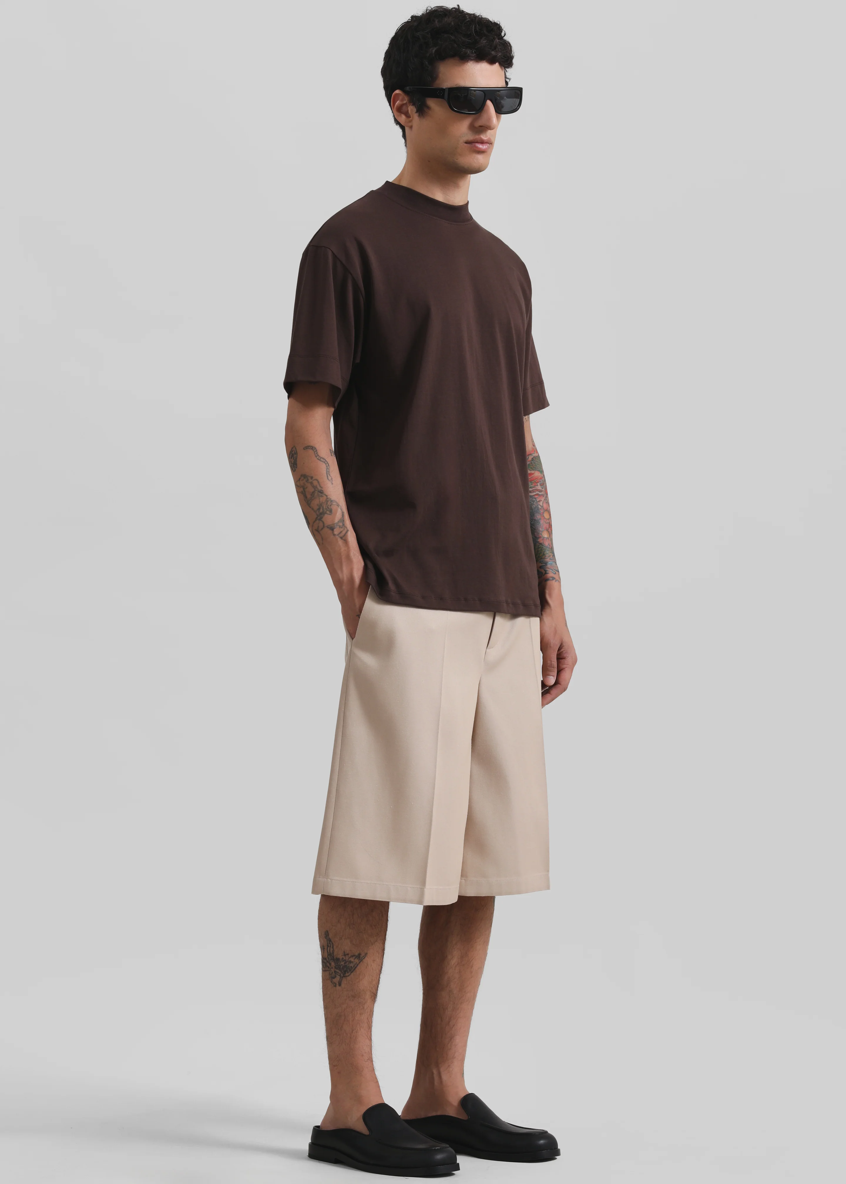 Belgrave Bermuda Shorts - Beige - Image 5