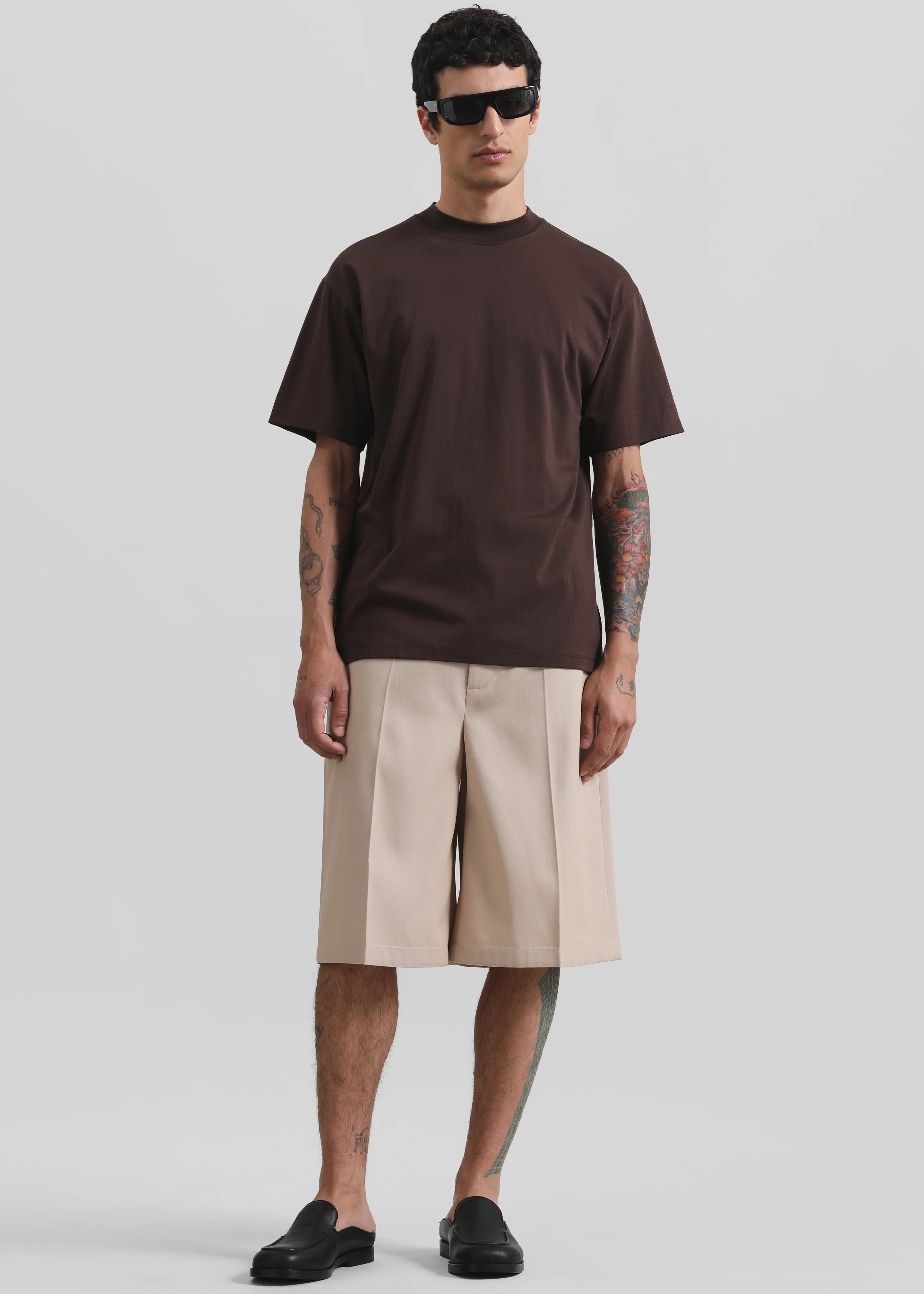 Belgrave Bermuda Shorts - Beige - Image 9