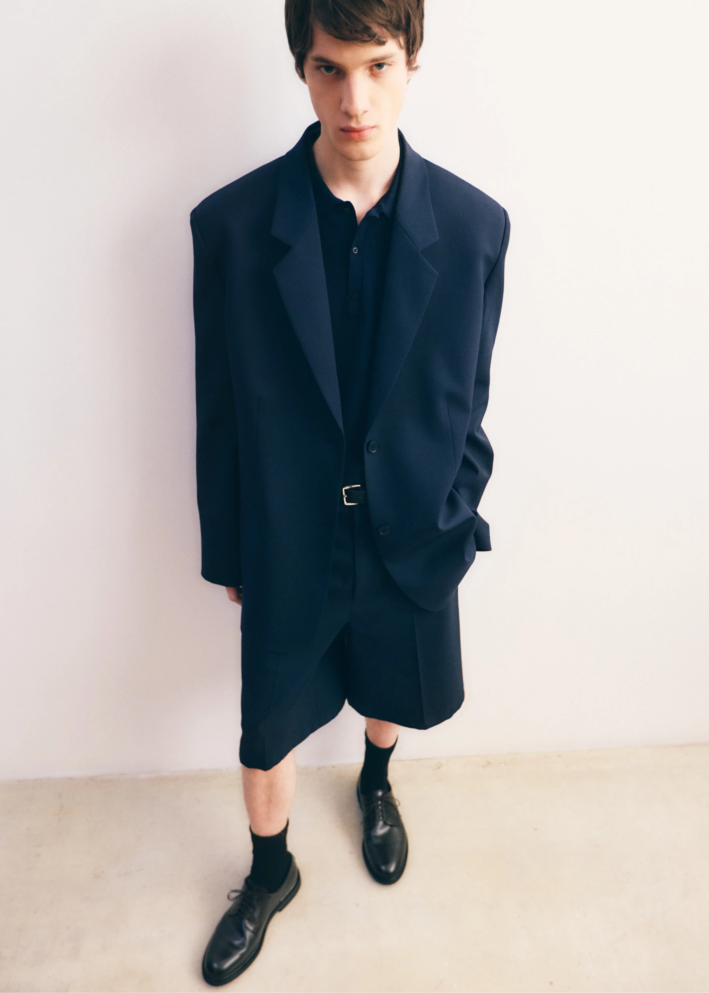 Belgrave Bermuda Shorts - Navy - Image 6