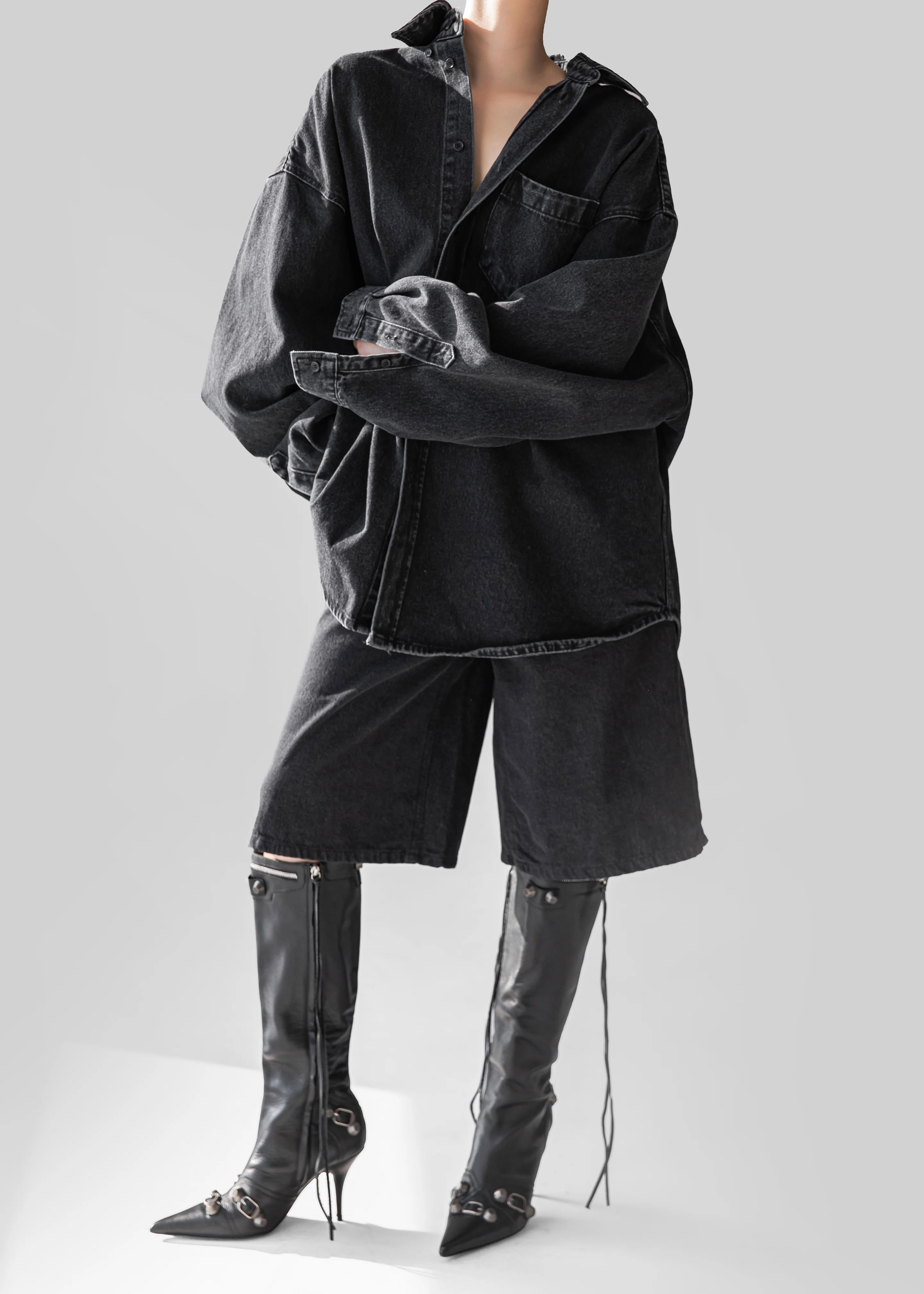 Belvis Oversized Denim Shirt - Black Wash - Image 5
