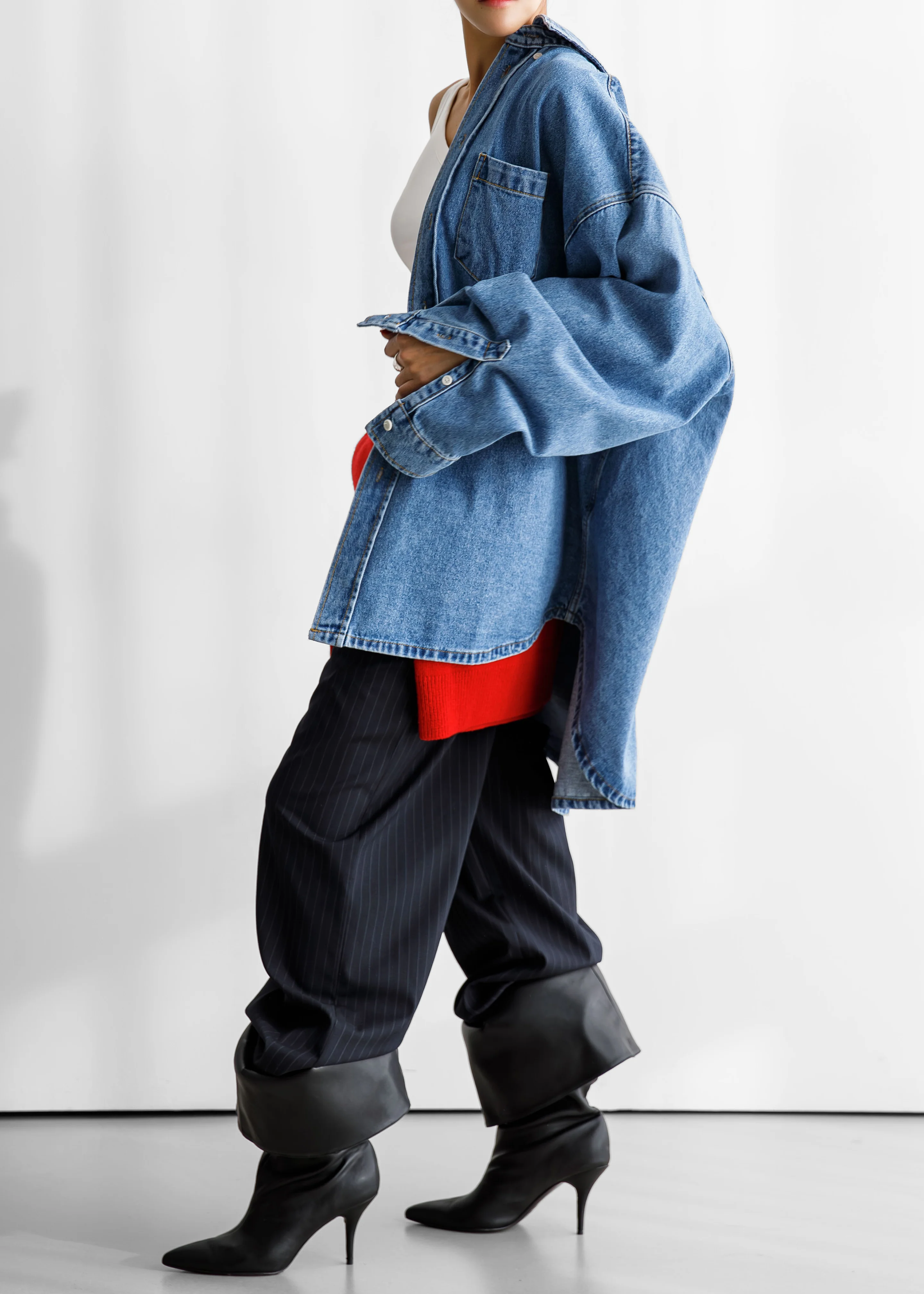 Belvis Oversized Denim Shirt - Medium Wash - Image 8