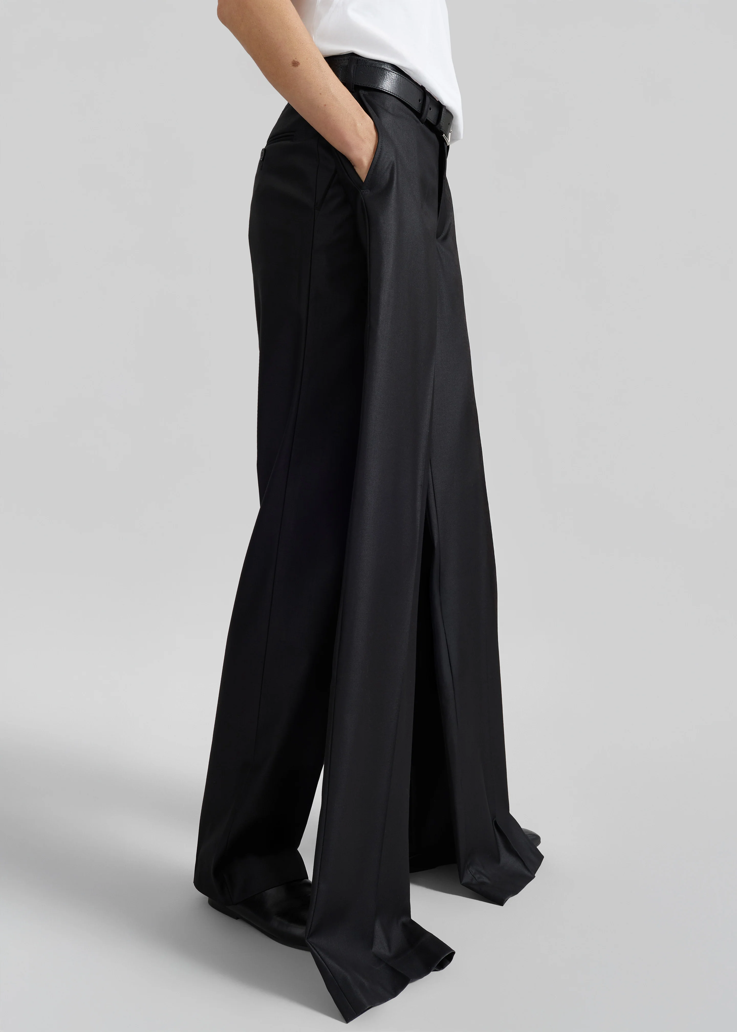 Bettter Double Leg Trousers - Black - Image 3