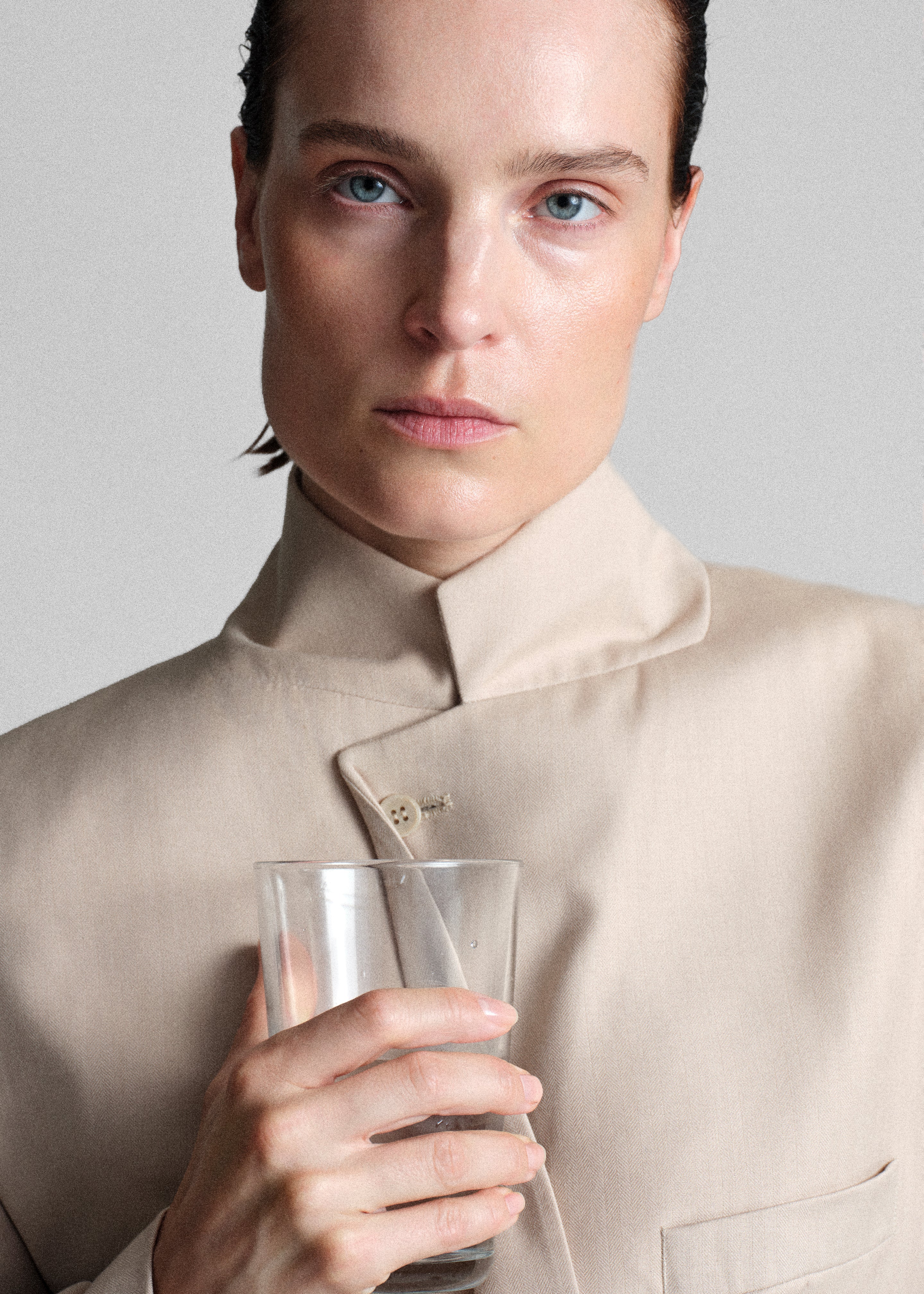 Bettter Folded Blazer - Beige - Image 3