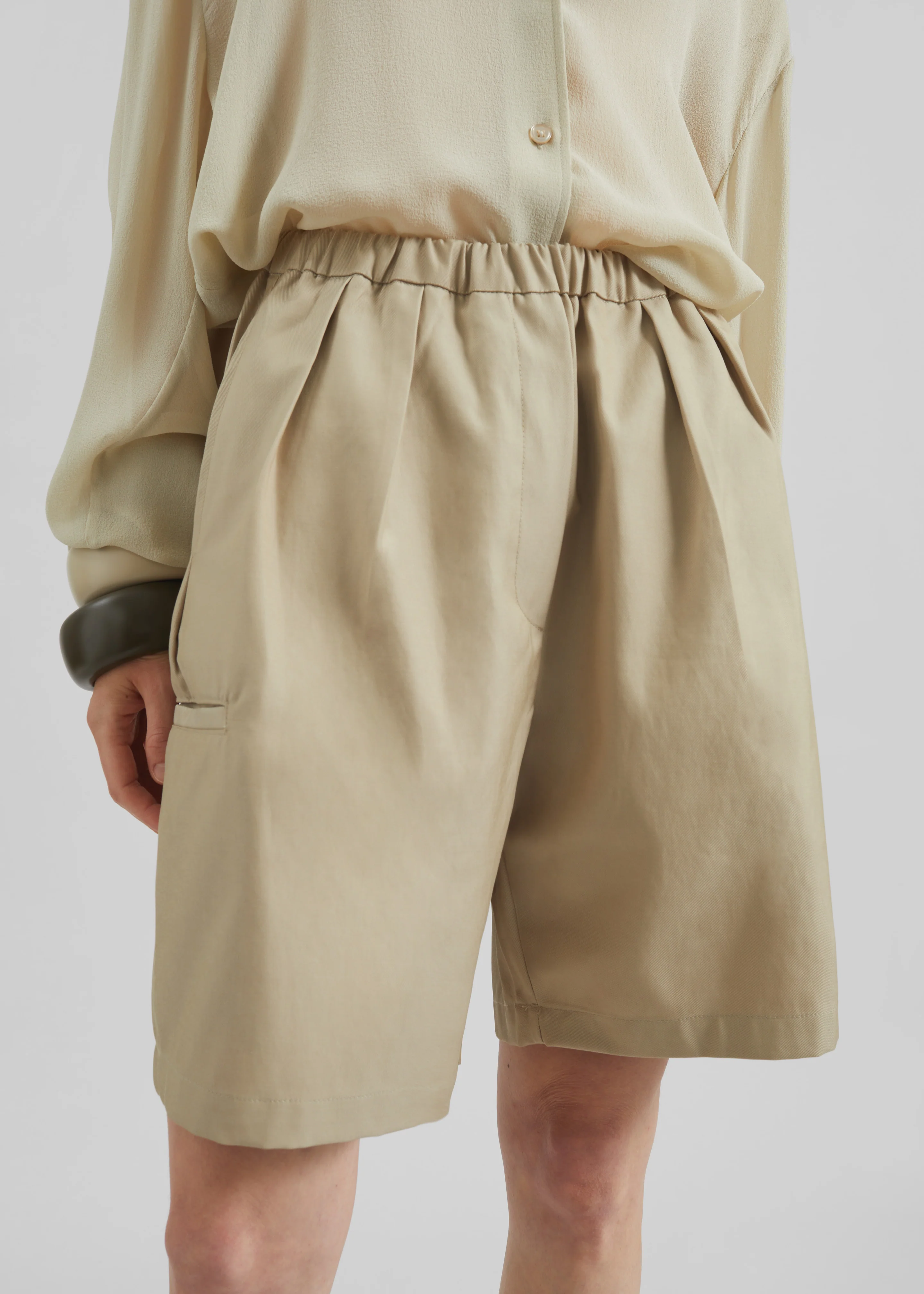 Bora Cotton Chino Shorts - Beige - Image 5