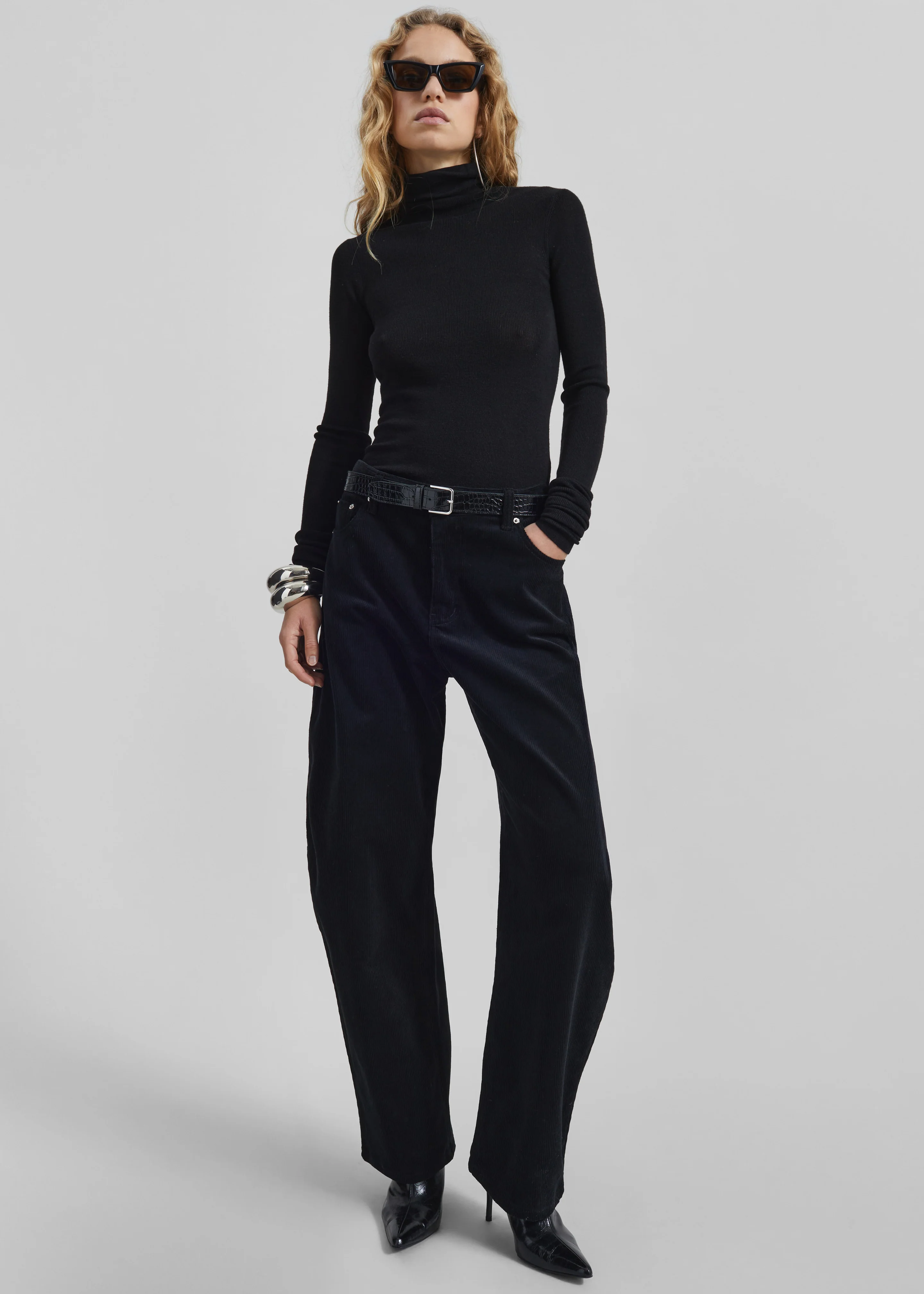 Caistor Corduroy Barrel Leg Pants - Black - Image 6