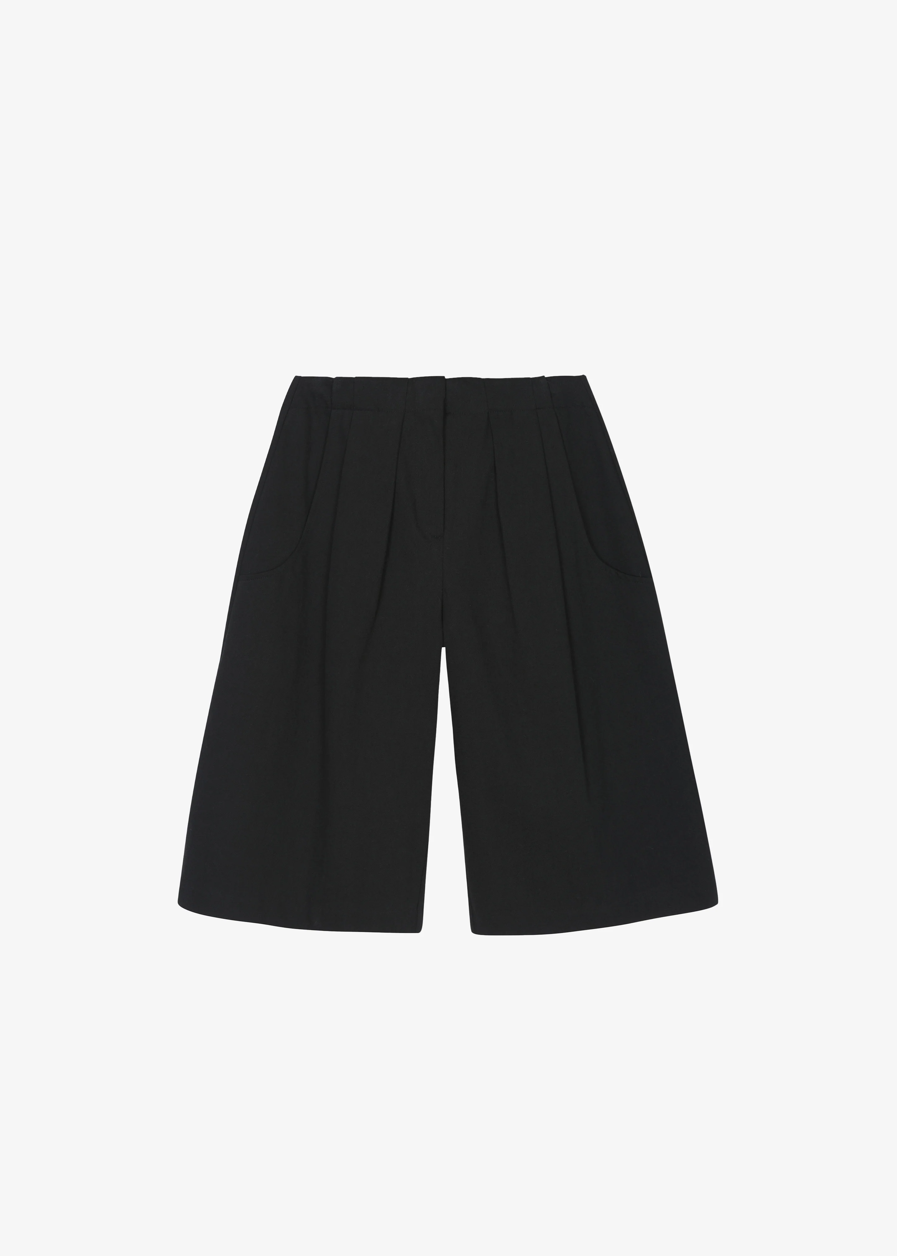 Cedar Bermuda Shorts - Black - Image 11