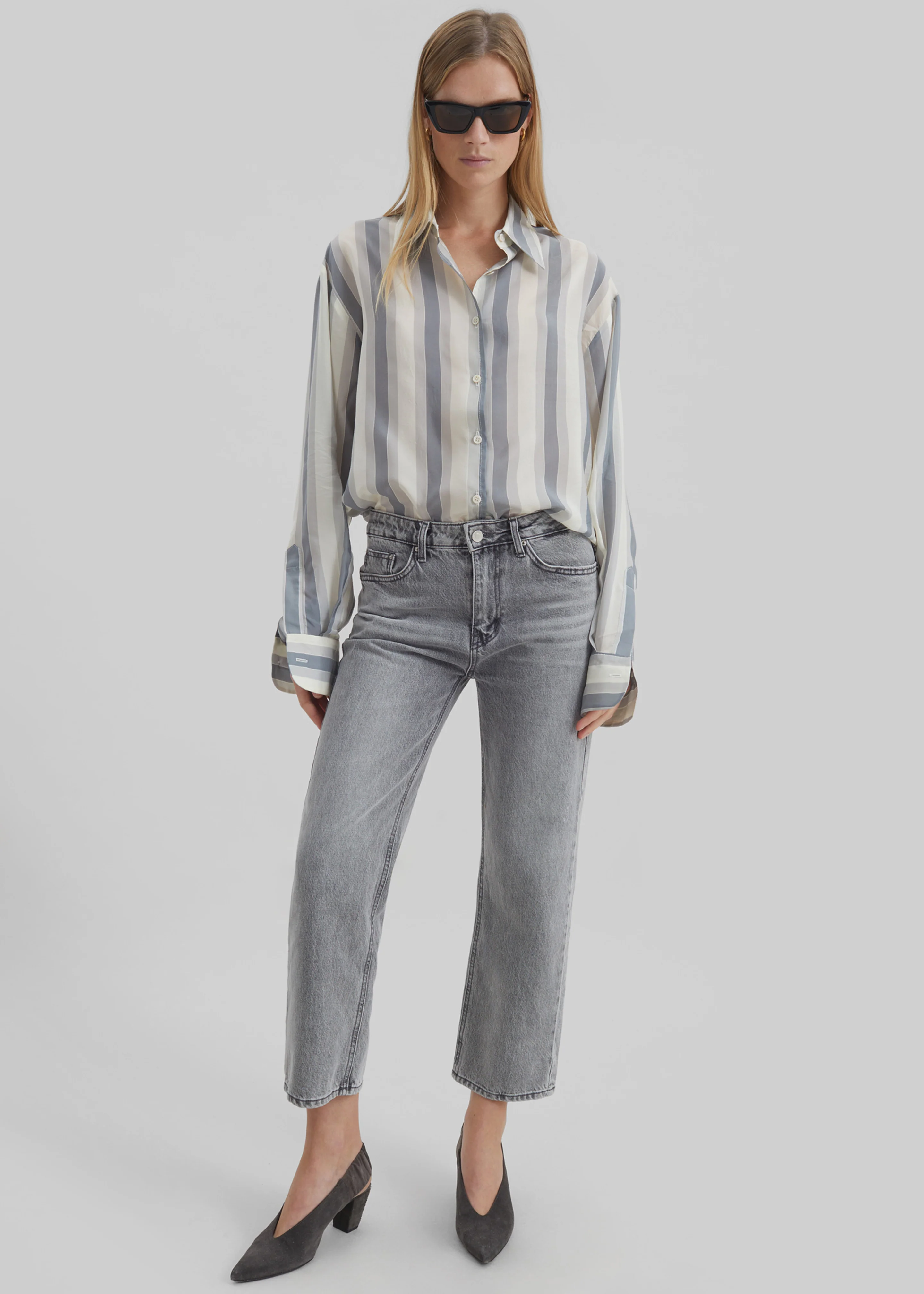 Cig Straight Jeans - Grey Wash - Image 4
