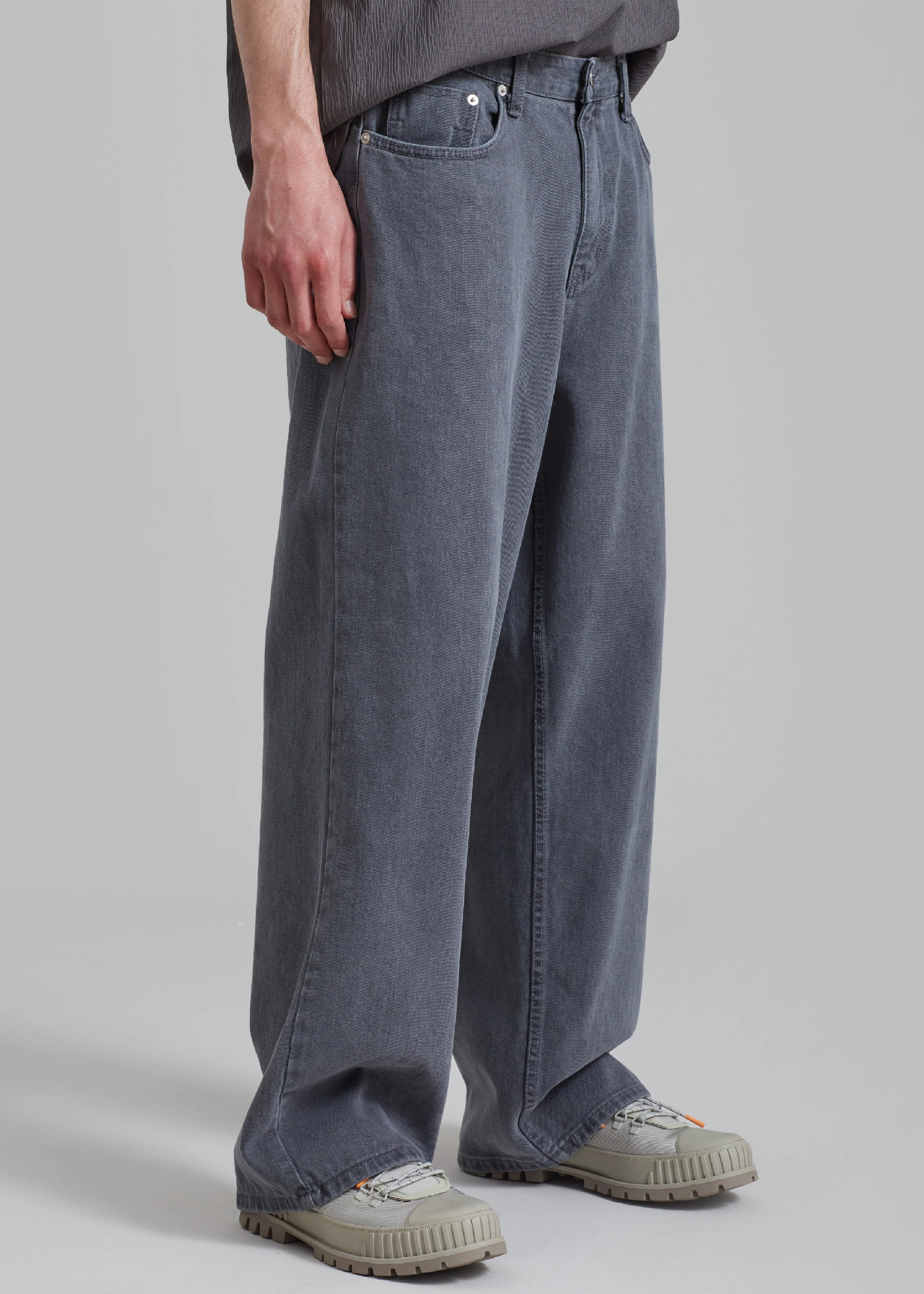 Connor Jeans - Grey Wash - Image 5