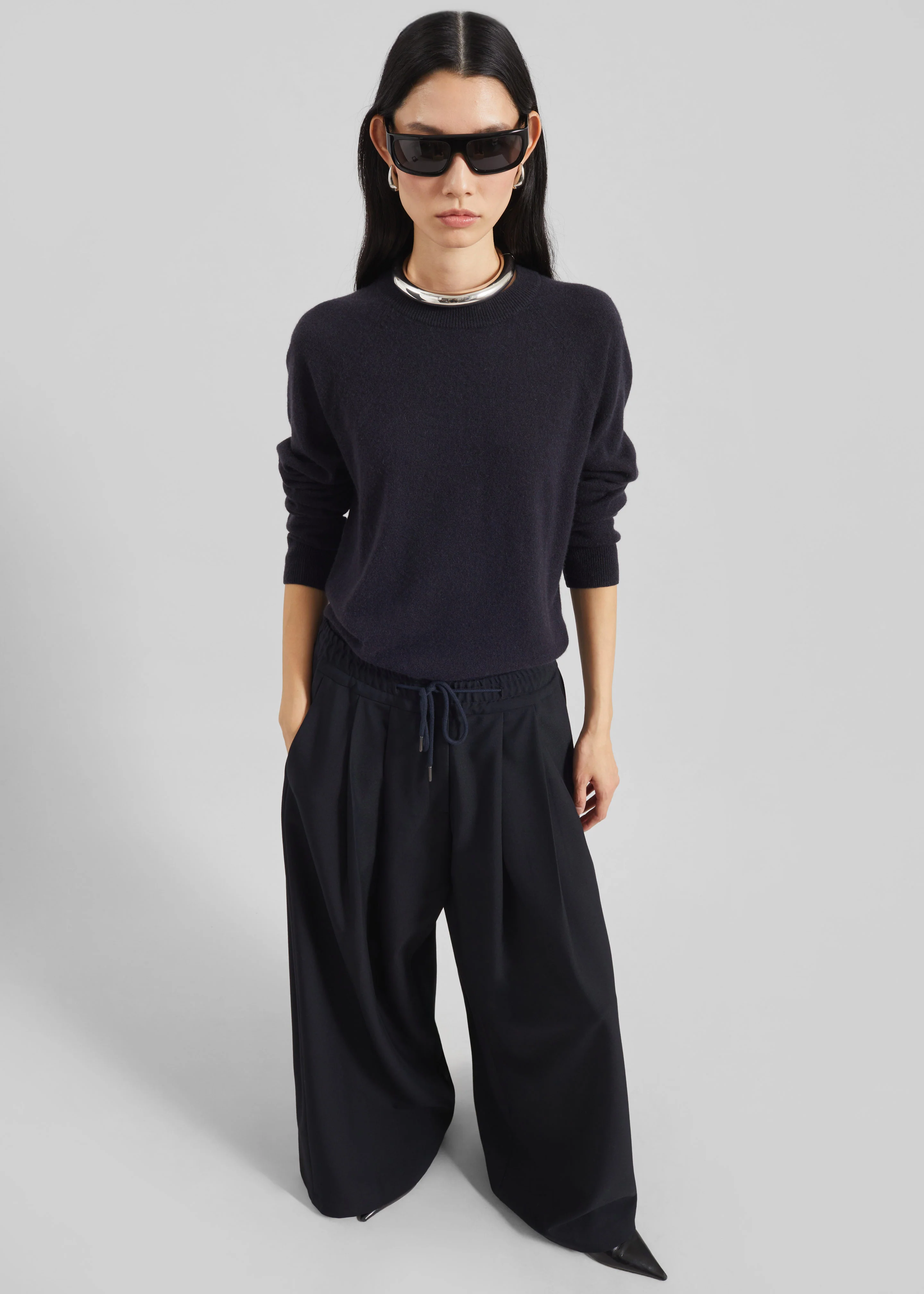 Corlen Pleated Wide Pants - Dark Navy - Image 3