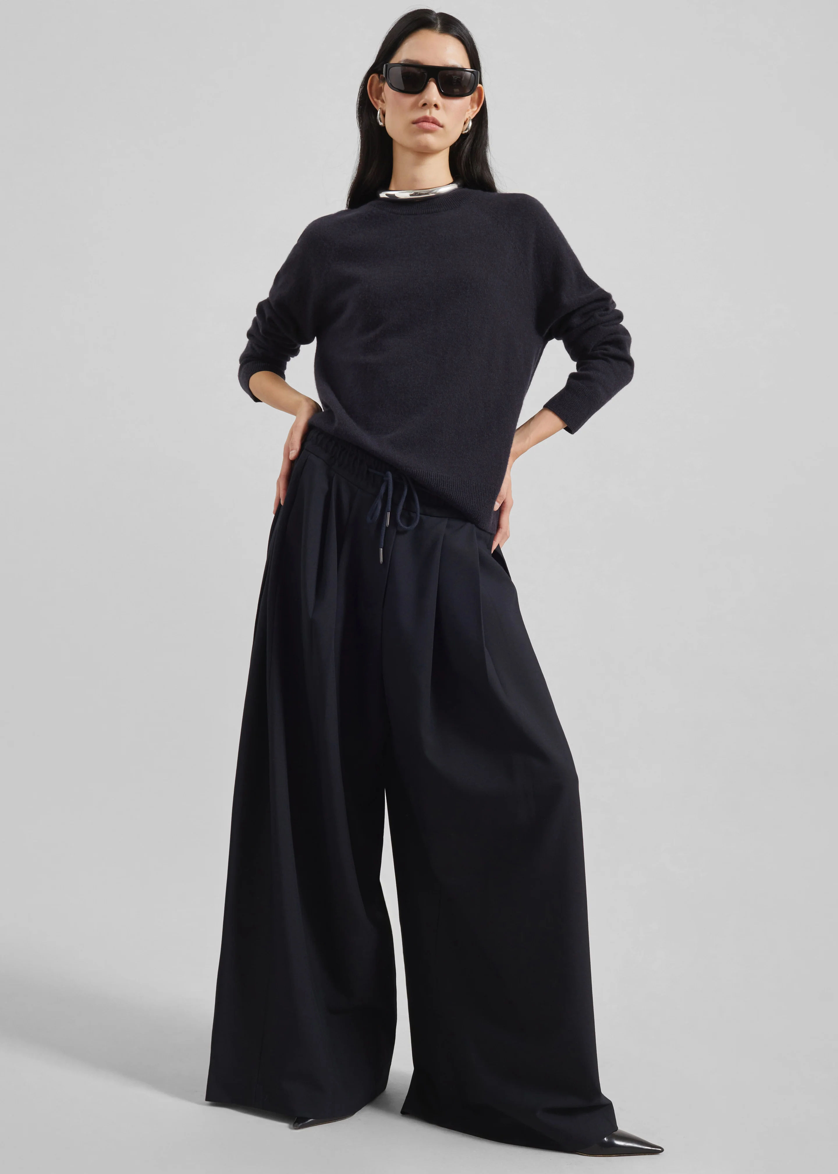 Corlen Pleated Wide Pants - Dark Navy - Image 7