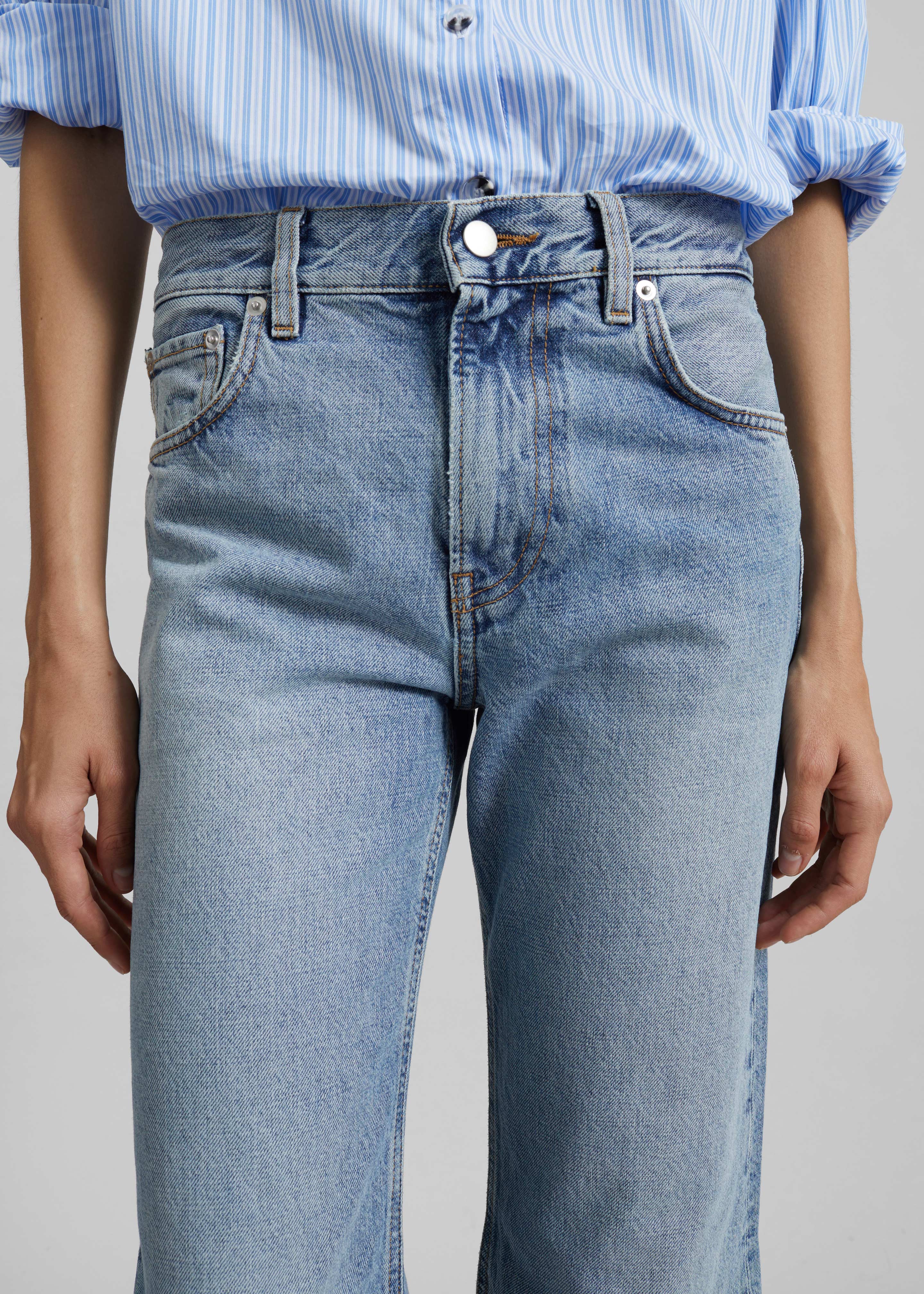 Covert Regular Straight Jeans - Light Wash - Image 3