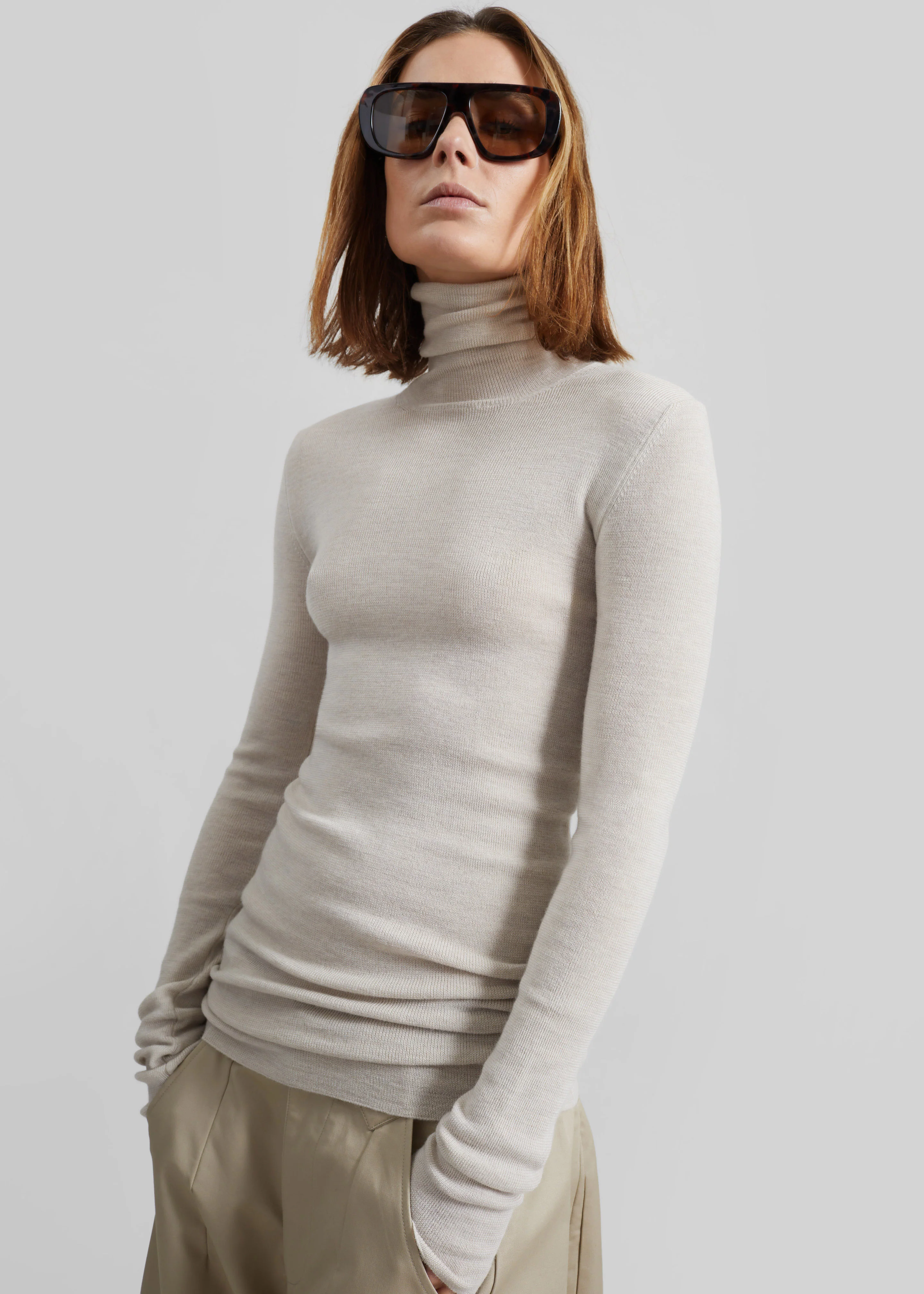 Covert Rib Slim Turtleneck - Beige - Image 4