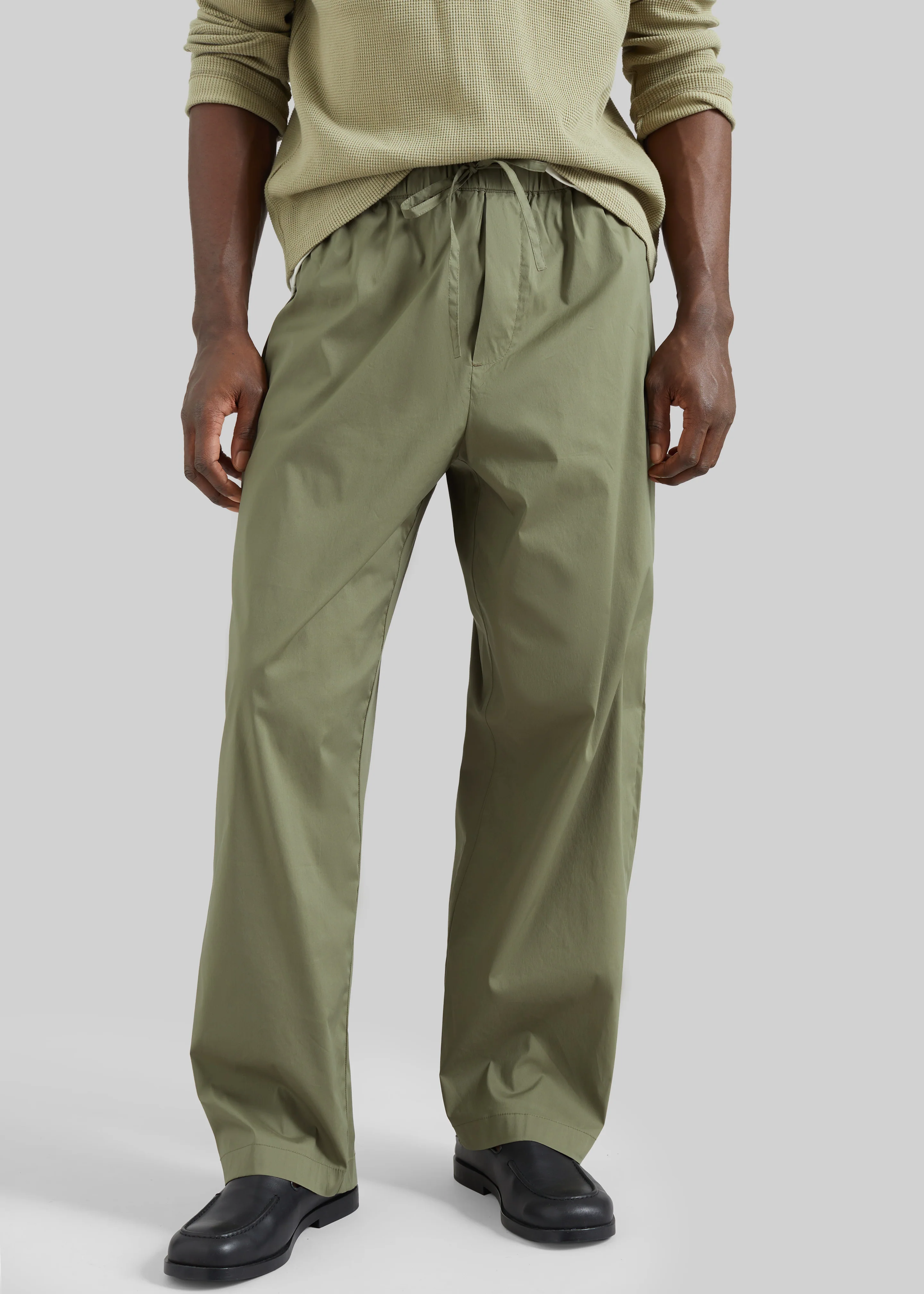 Darkpark Ian Jogger Fit Pants - Military Green - Image 2