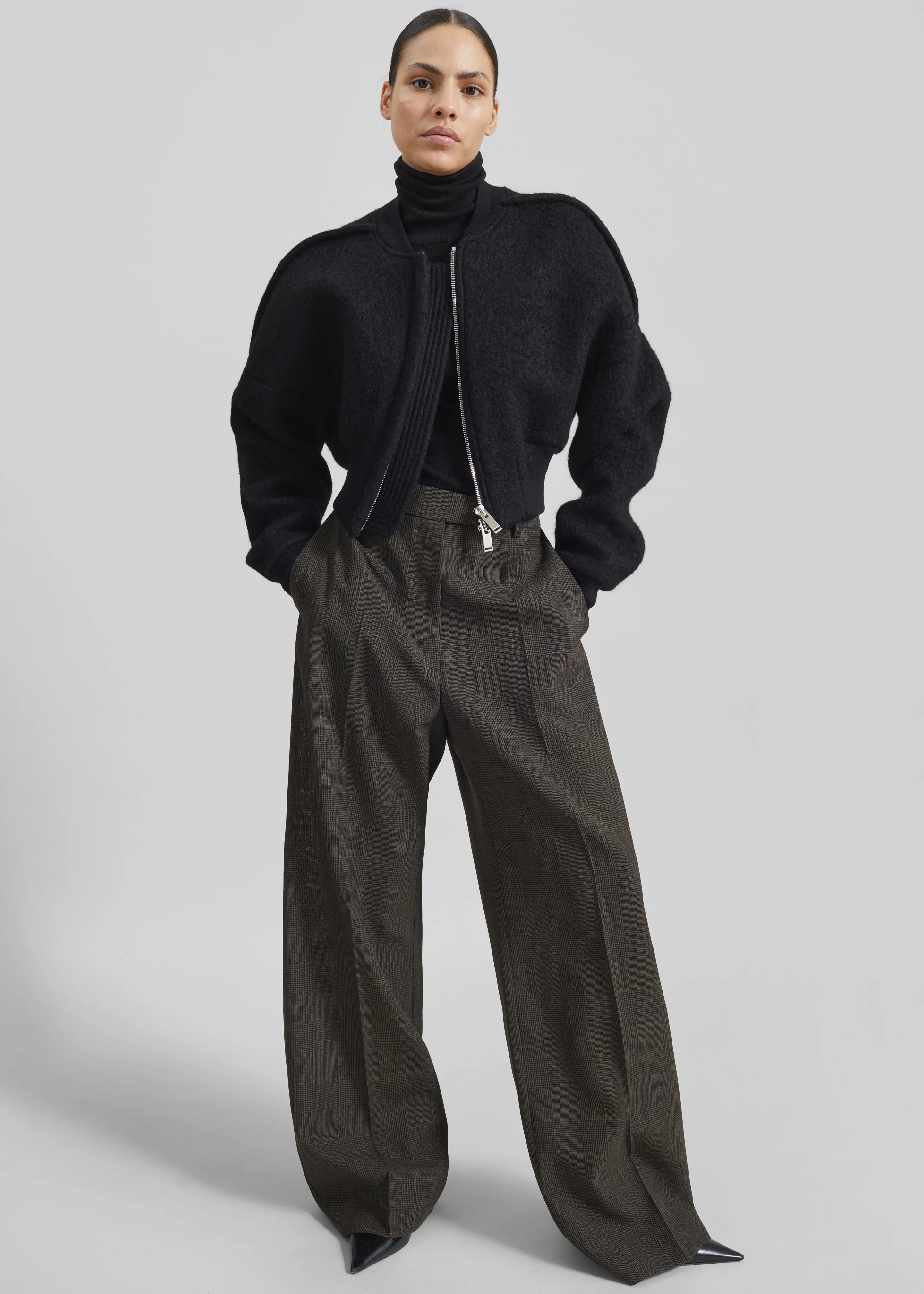 Dimaro Wool Cropped Bomber Jacket - Black - Image 2