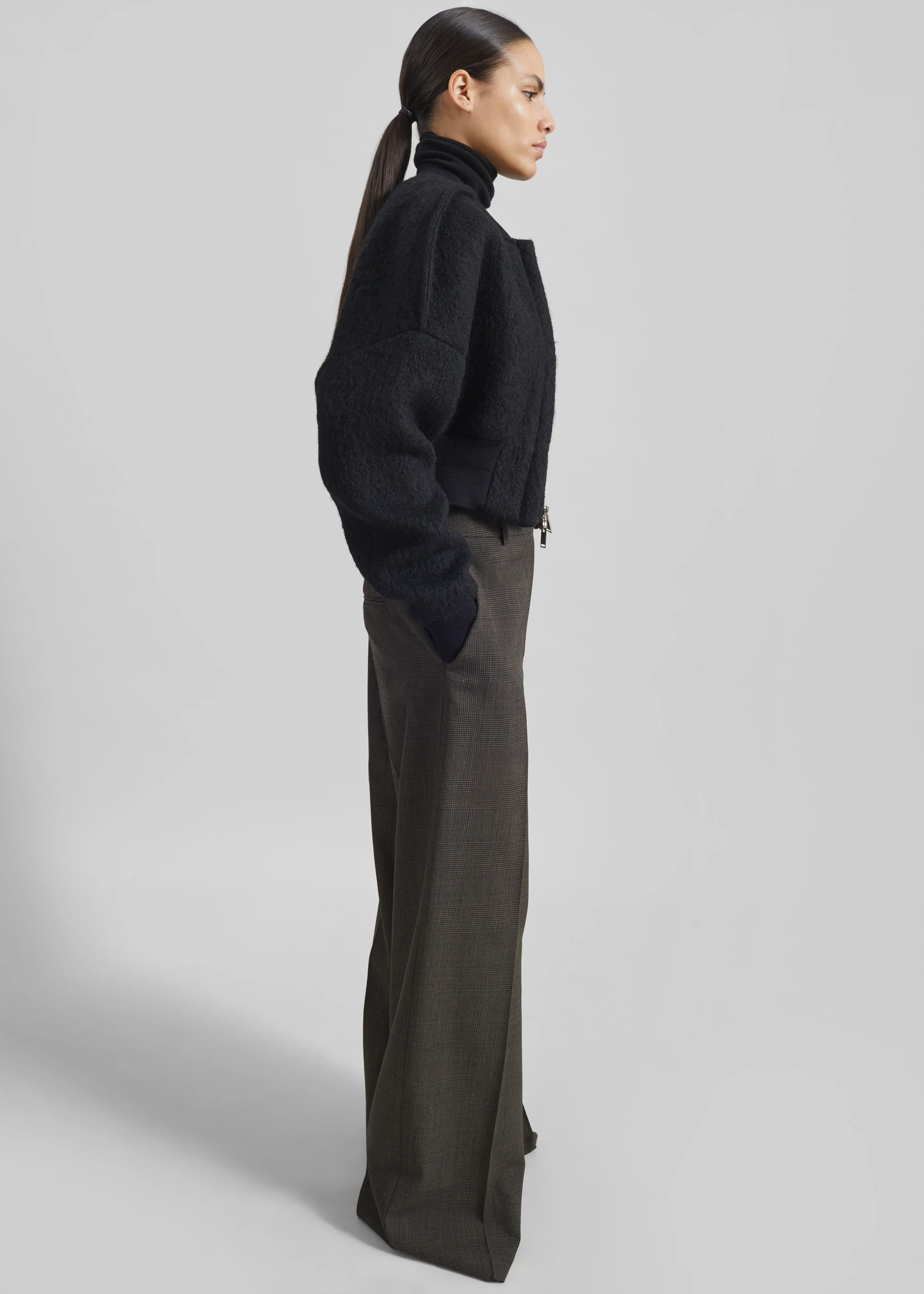 Dimaro Wool Cropped Bomber Jacket - Black - Image 6