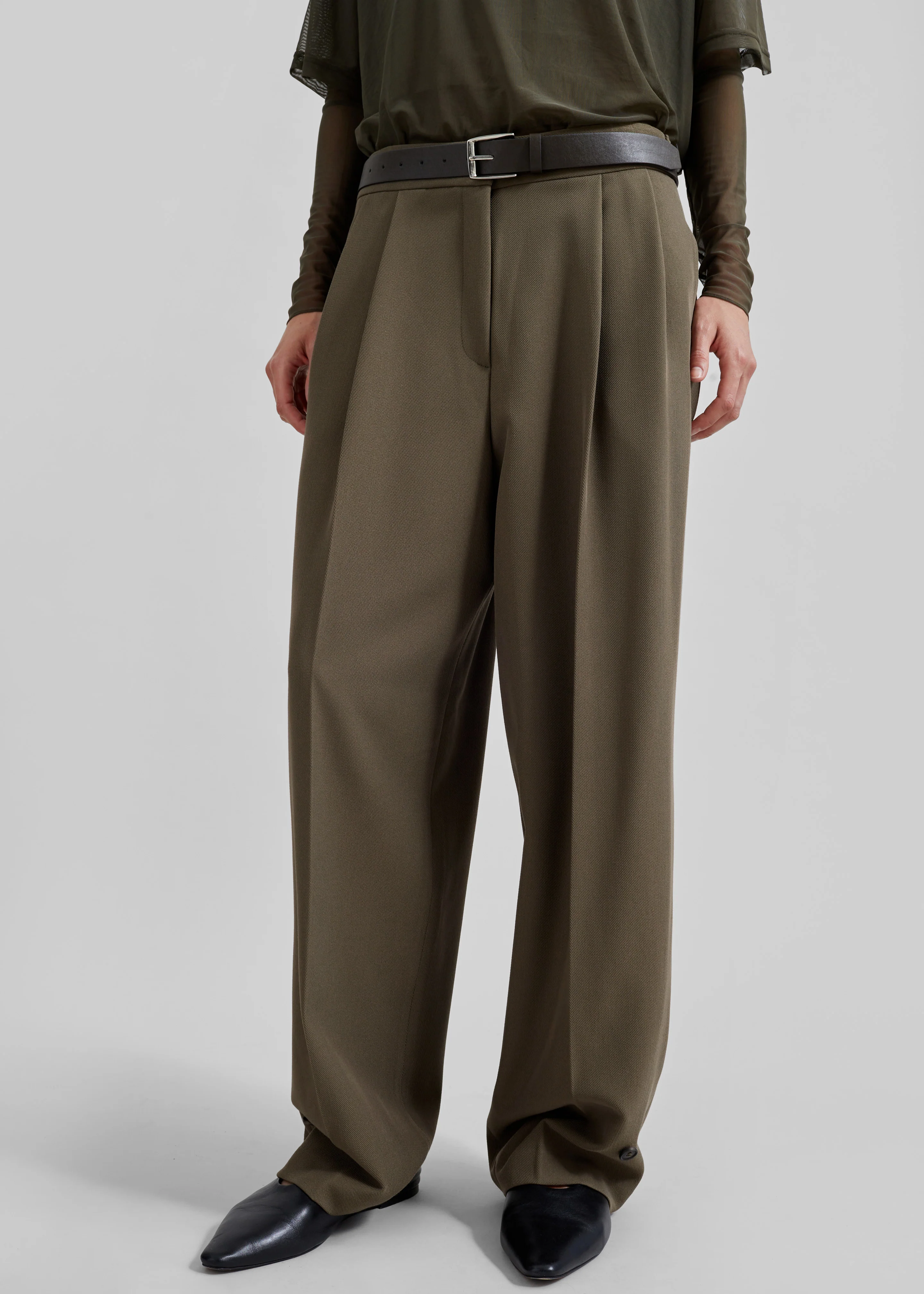 Dina Pleated Trousers - Khaki - Image 10
