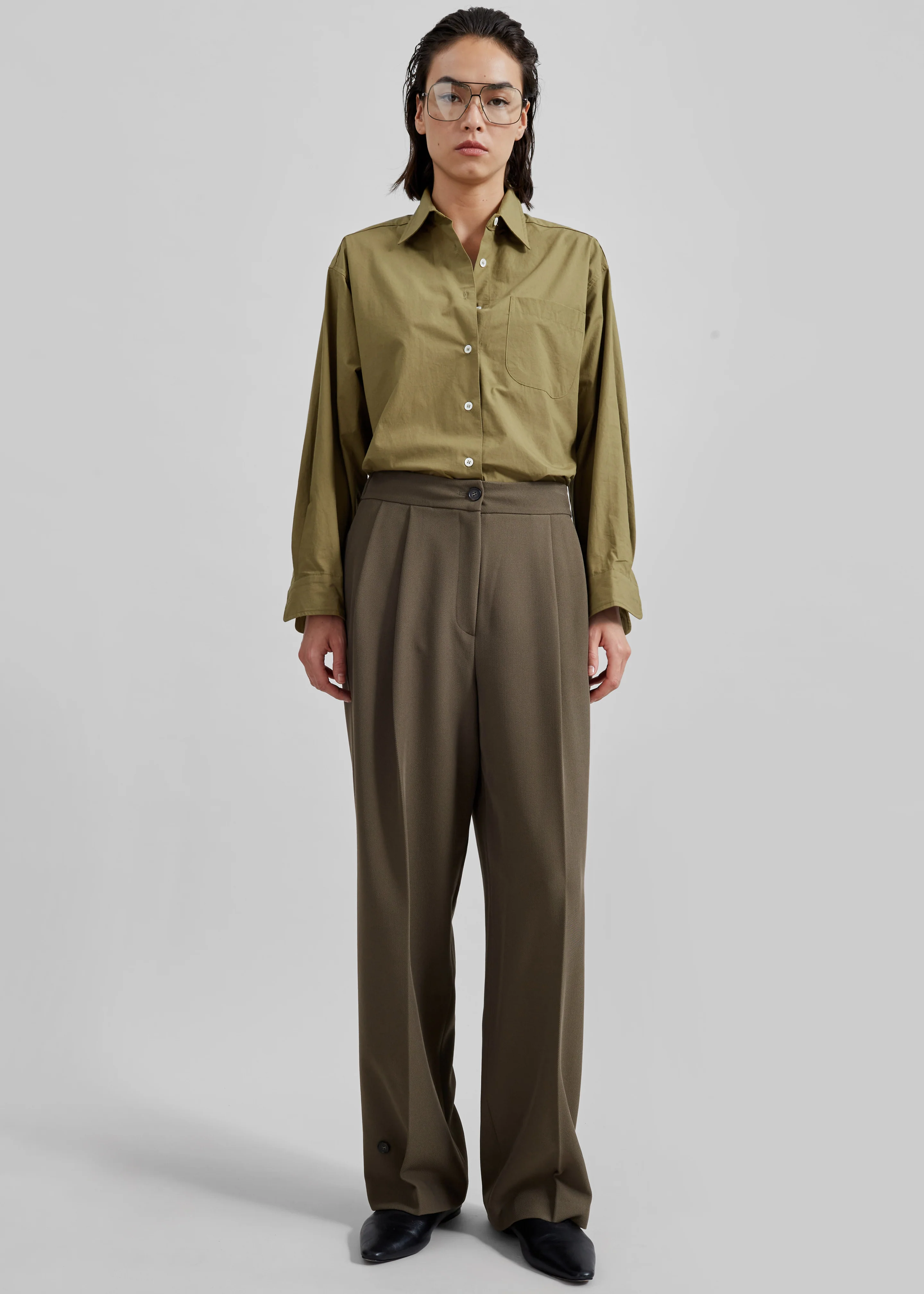 Dina Pleated Trousers - Khaki - Image 9