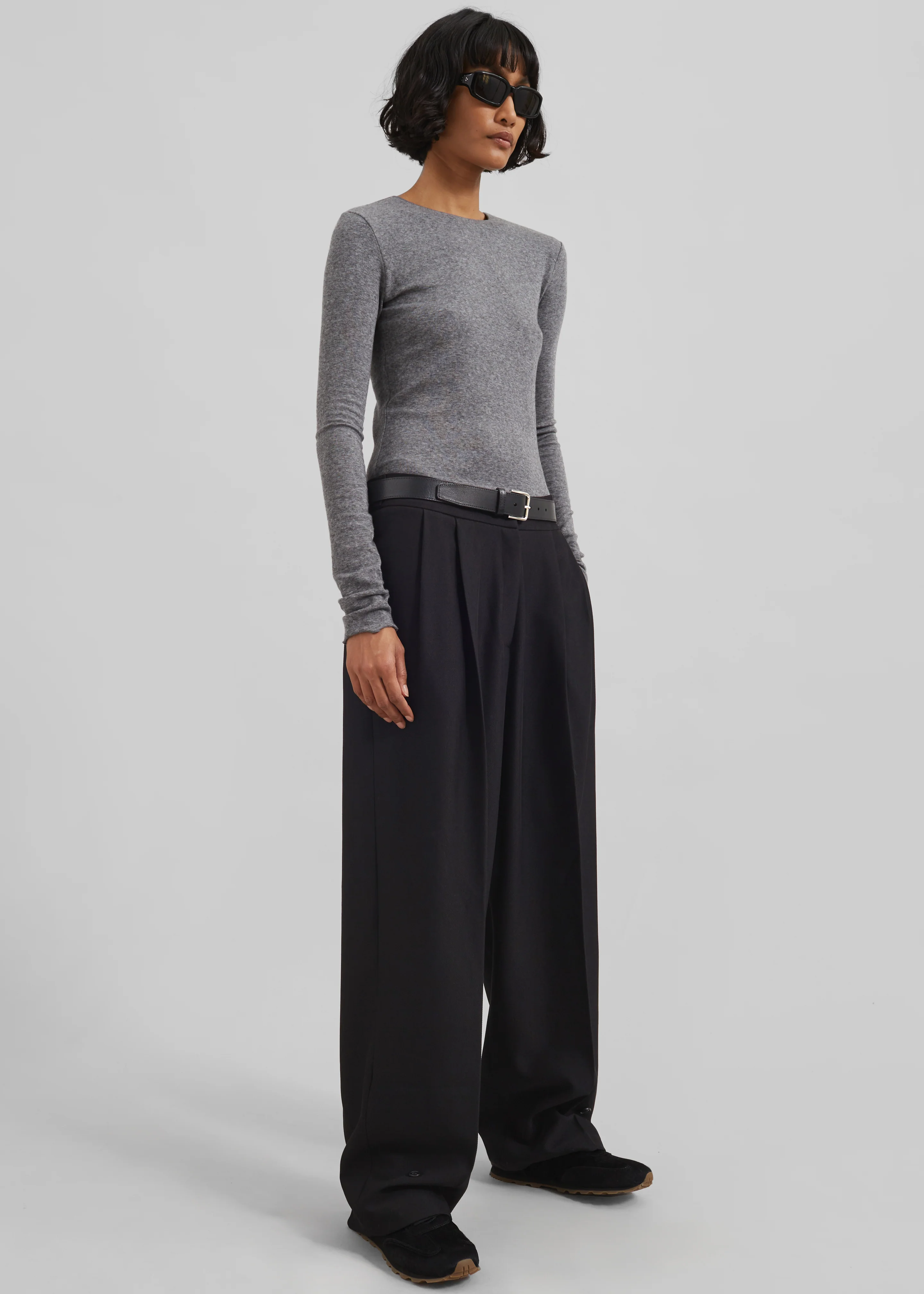Doyer Pleated Trousers - Black - Image 7