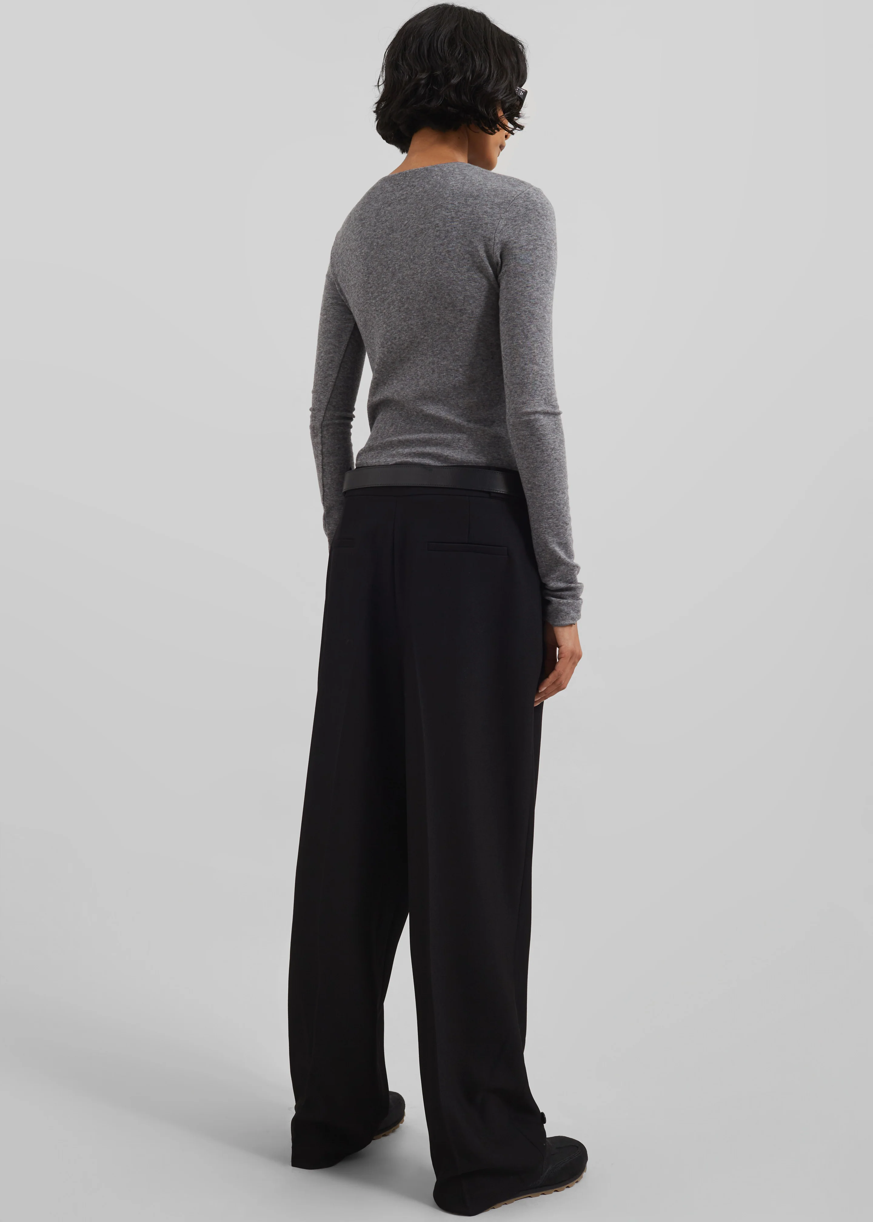 Doyer Pleated Trousers - Black - Image 8