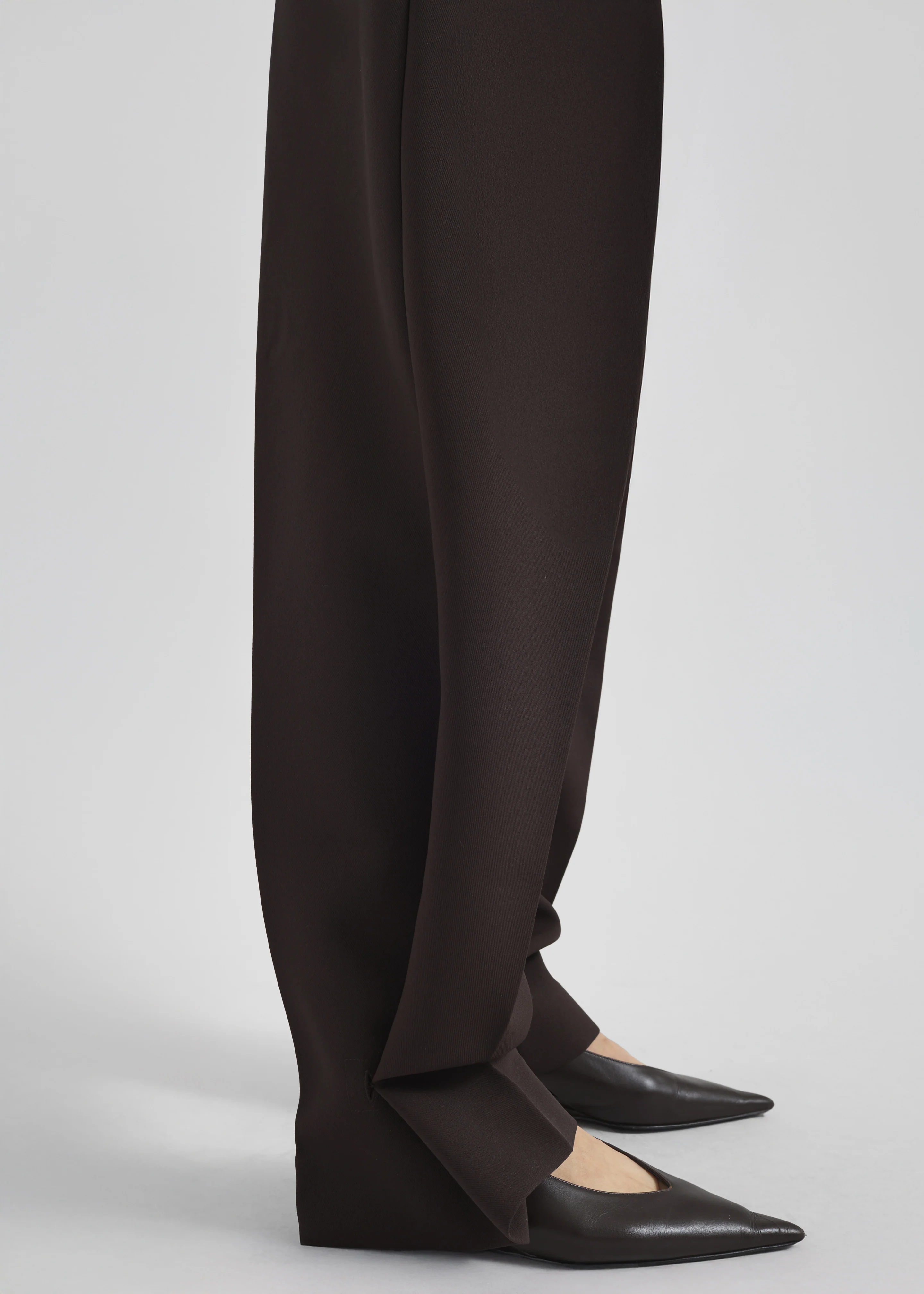 Doyer Pleated Trousers - Brown - Image 5