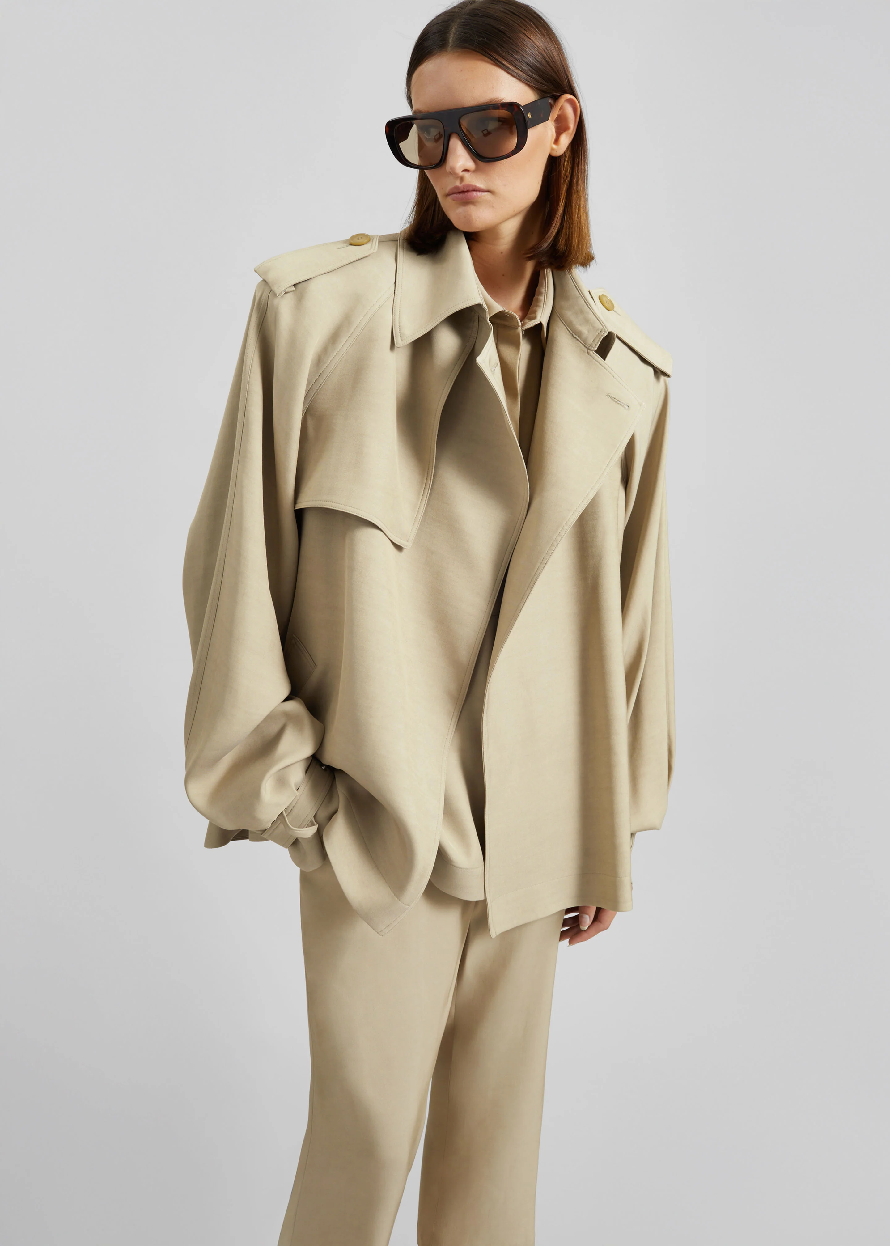 Elva Fluid Short Trench - Beige - Image 2