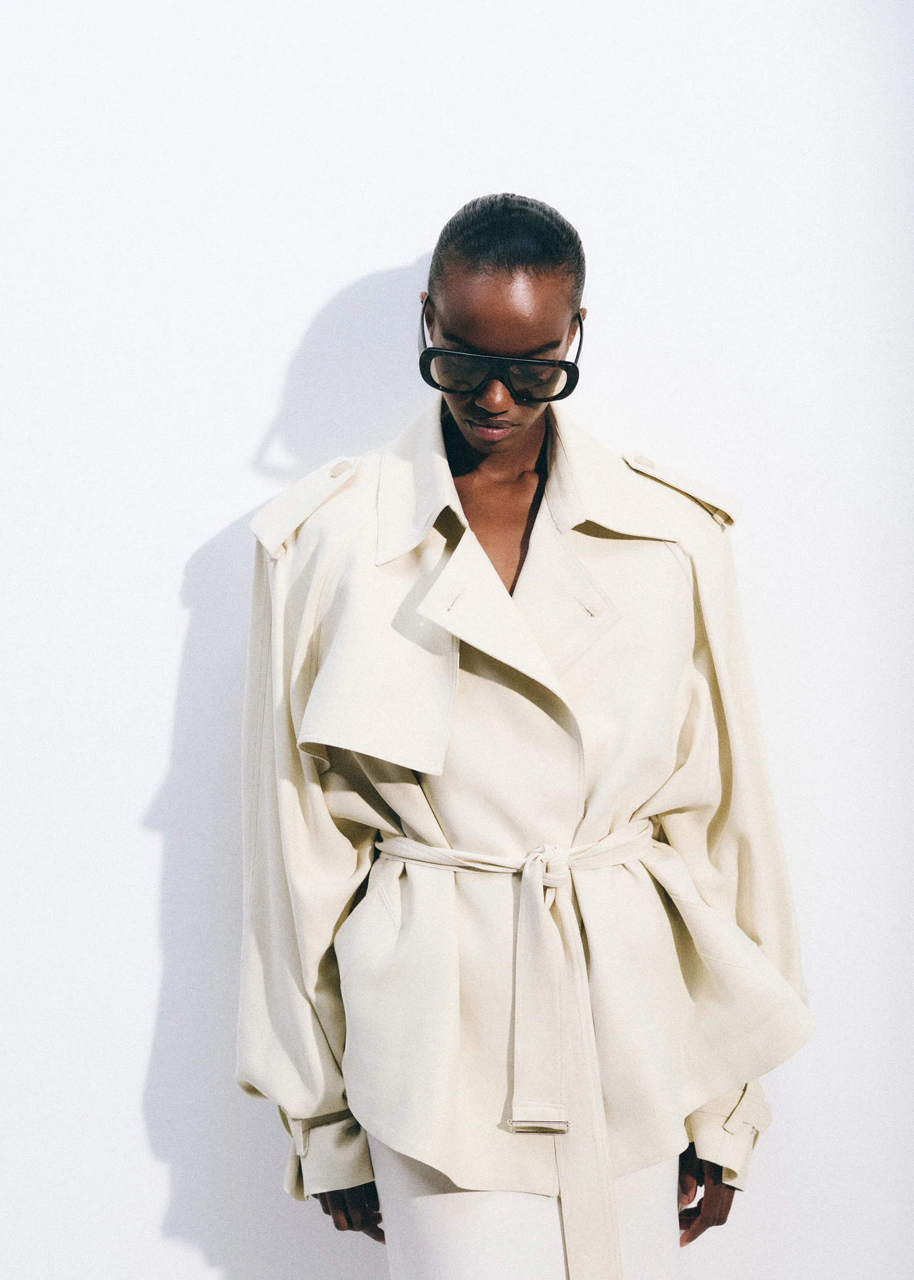 Elva Fluid Short Trench - Ivory