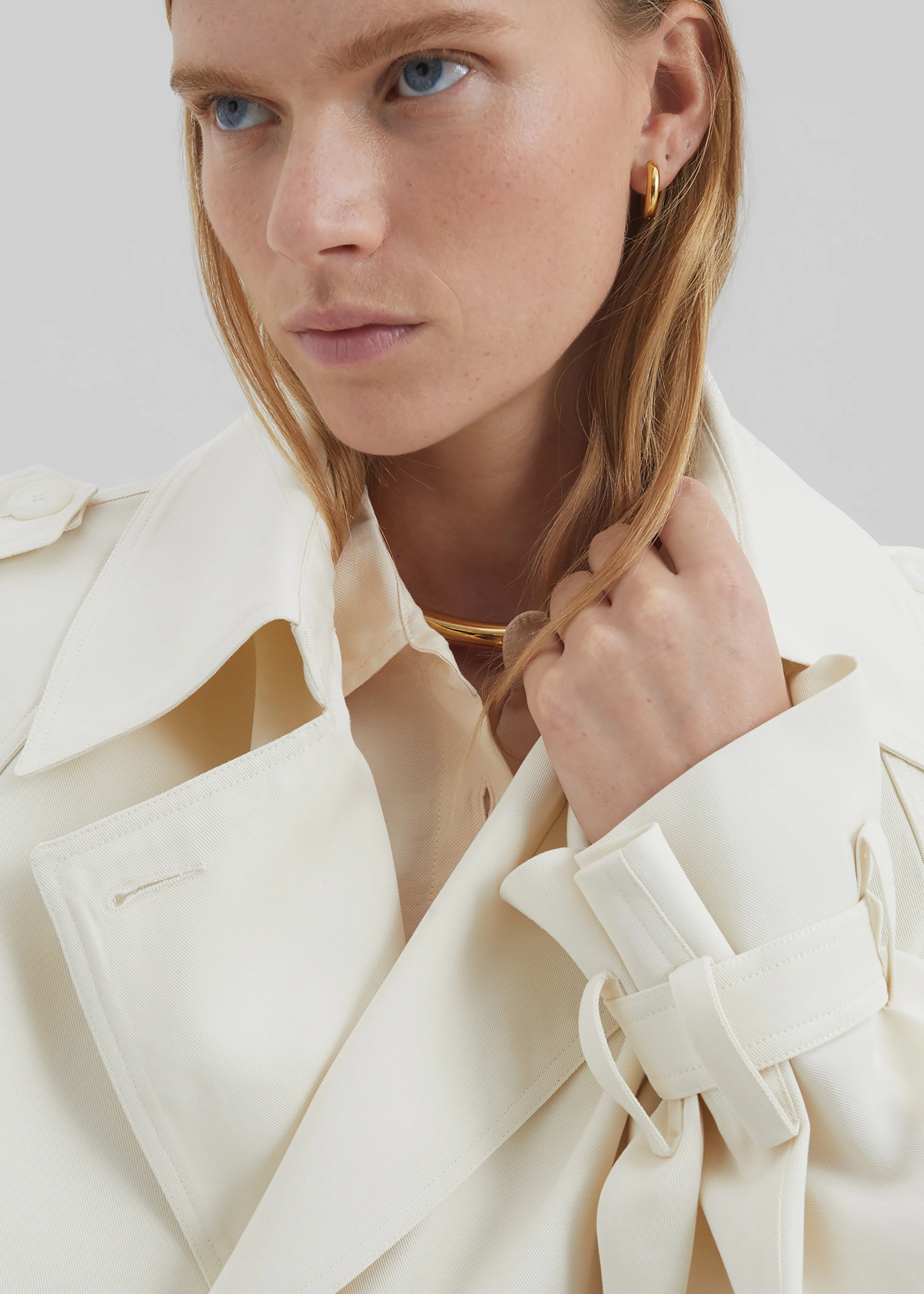 Elva Fluid Short Trench - Ivory - Image 6