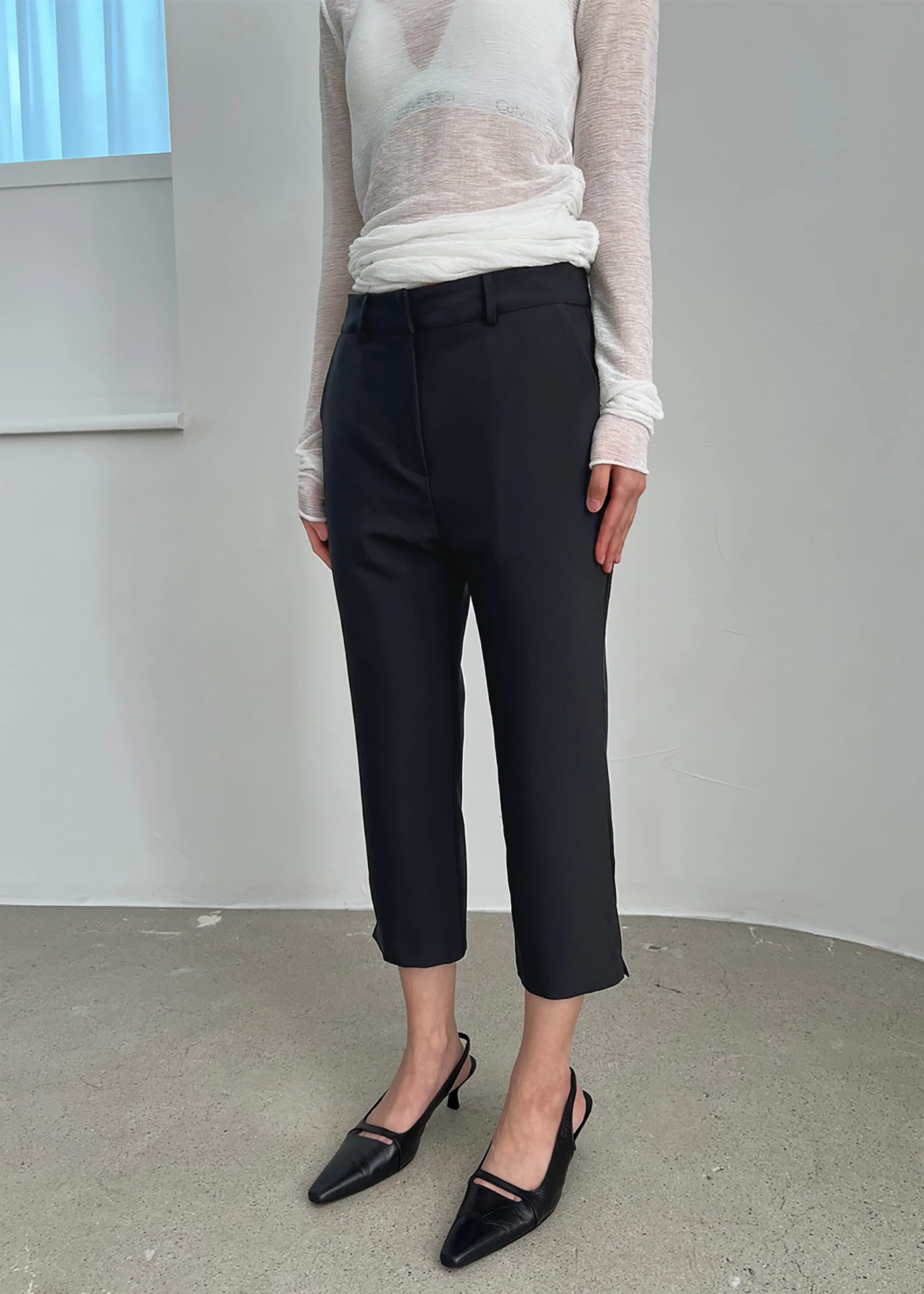 Emersyn Capri Pants - Black - Image 2