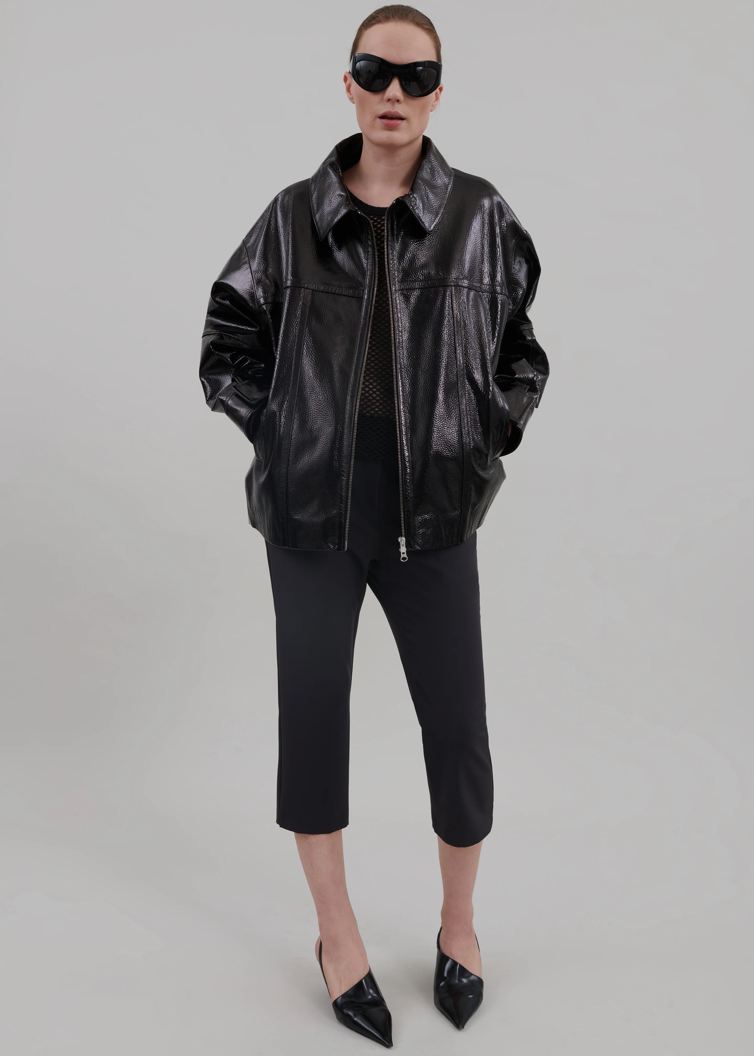 Emersyn Capri Pants - Black - Image 7