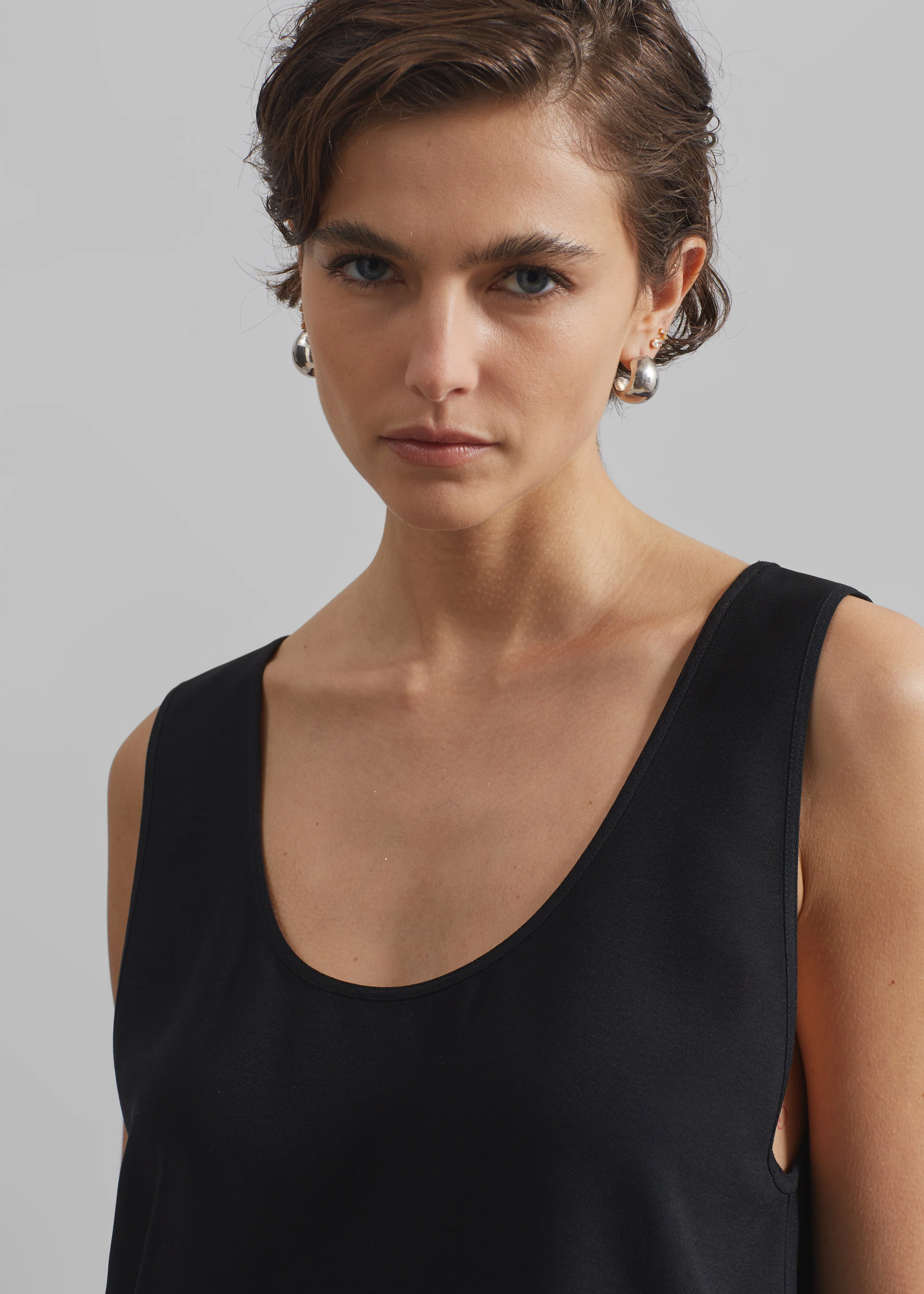 Esten Tank Top - Black - Image 4