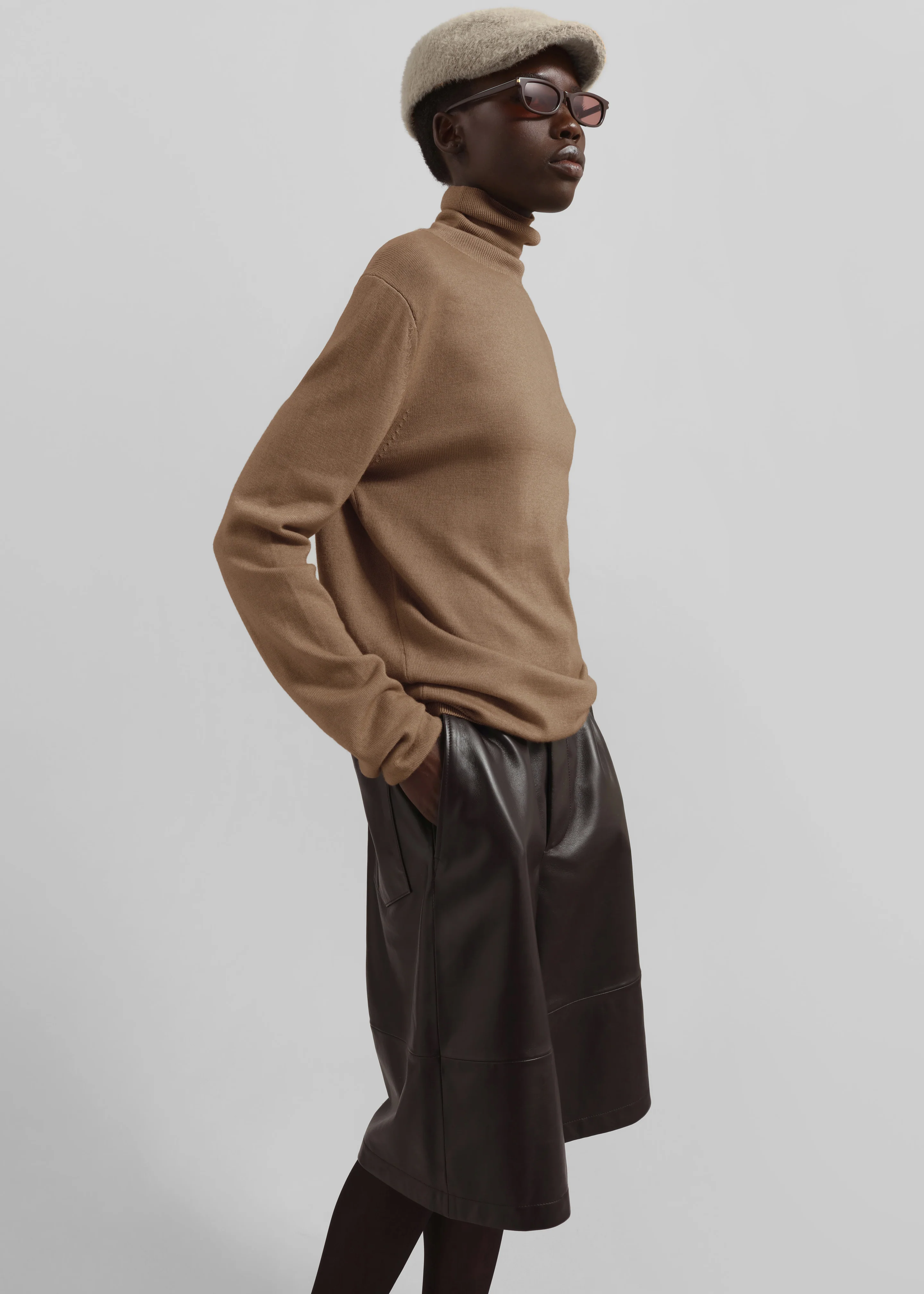 Eve Thin Turtleneck Sweater - Camel - Image 4
