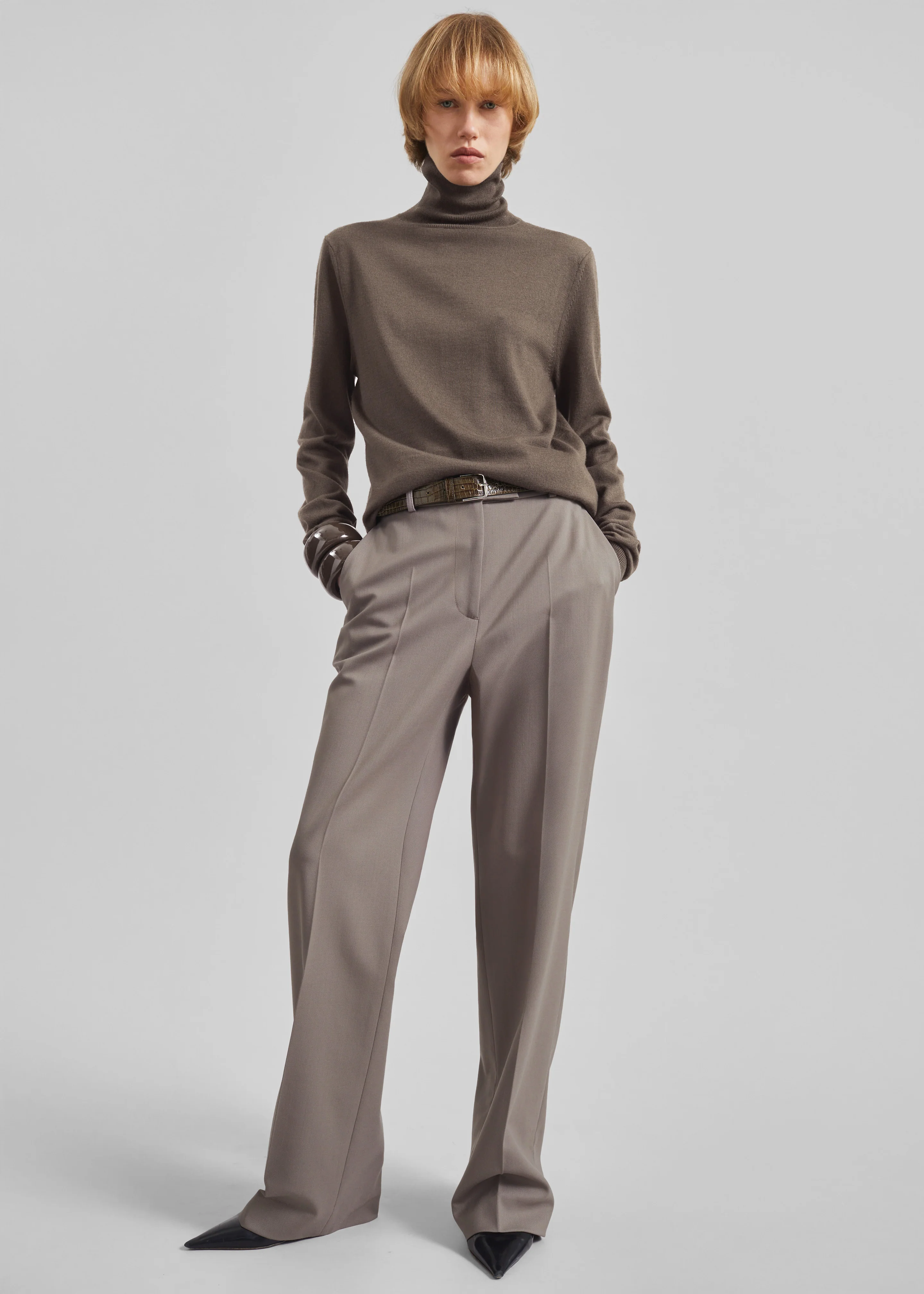 Eve Thin Turtleneck Sweater - Dark Taupe - Image 4
