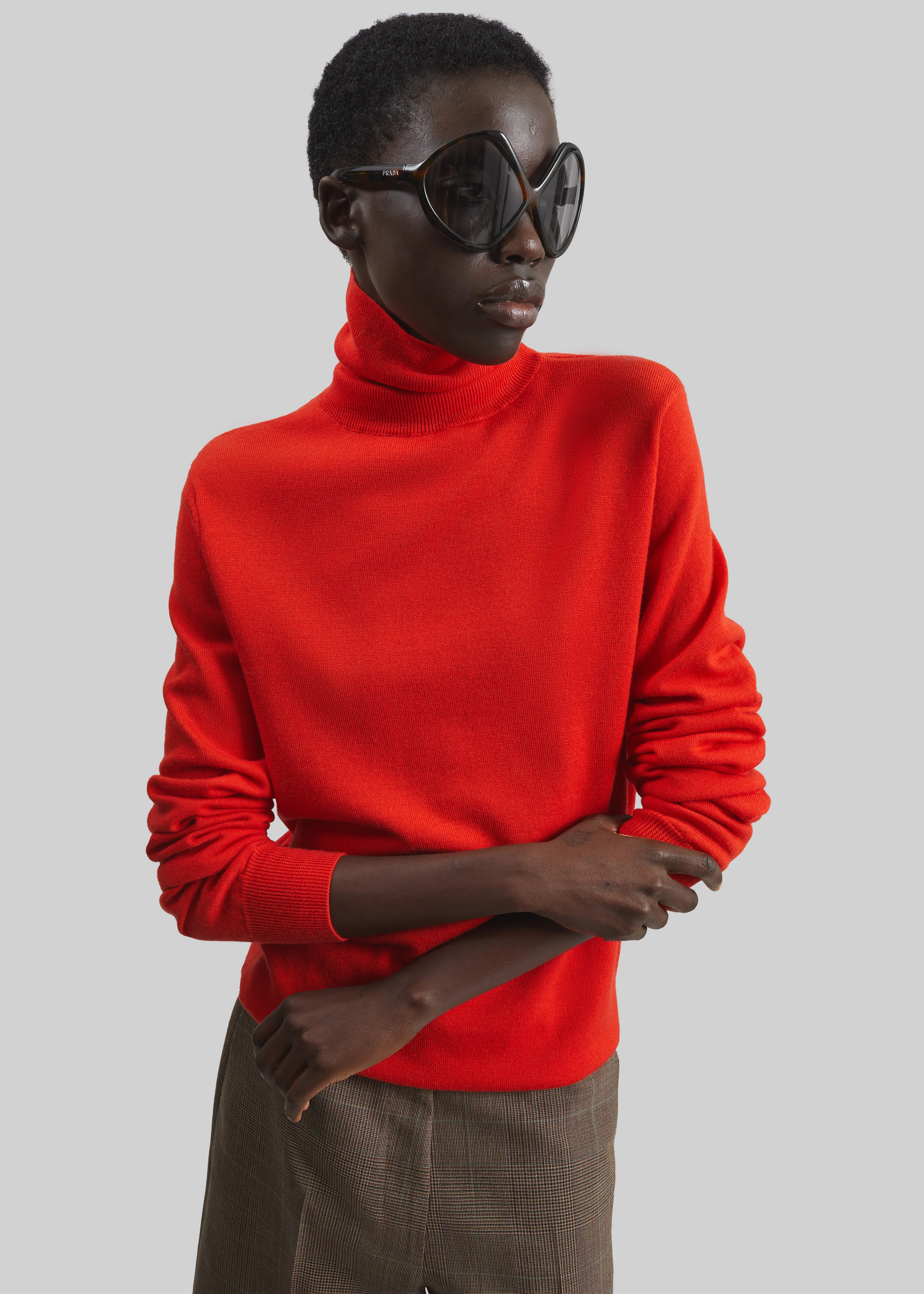 Eve Thin Turtleneck Sweater - Red - Image 3
