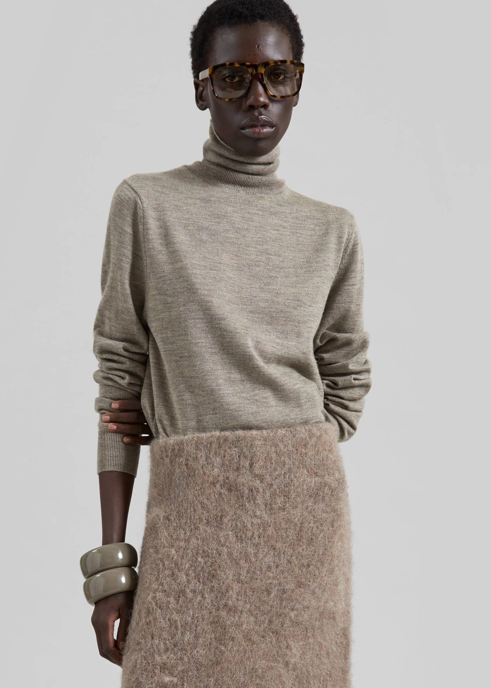 Eve Thin Turtleneck Sweater - Taupe - Image 3