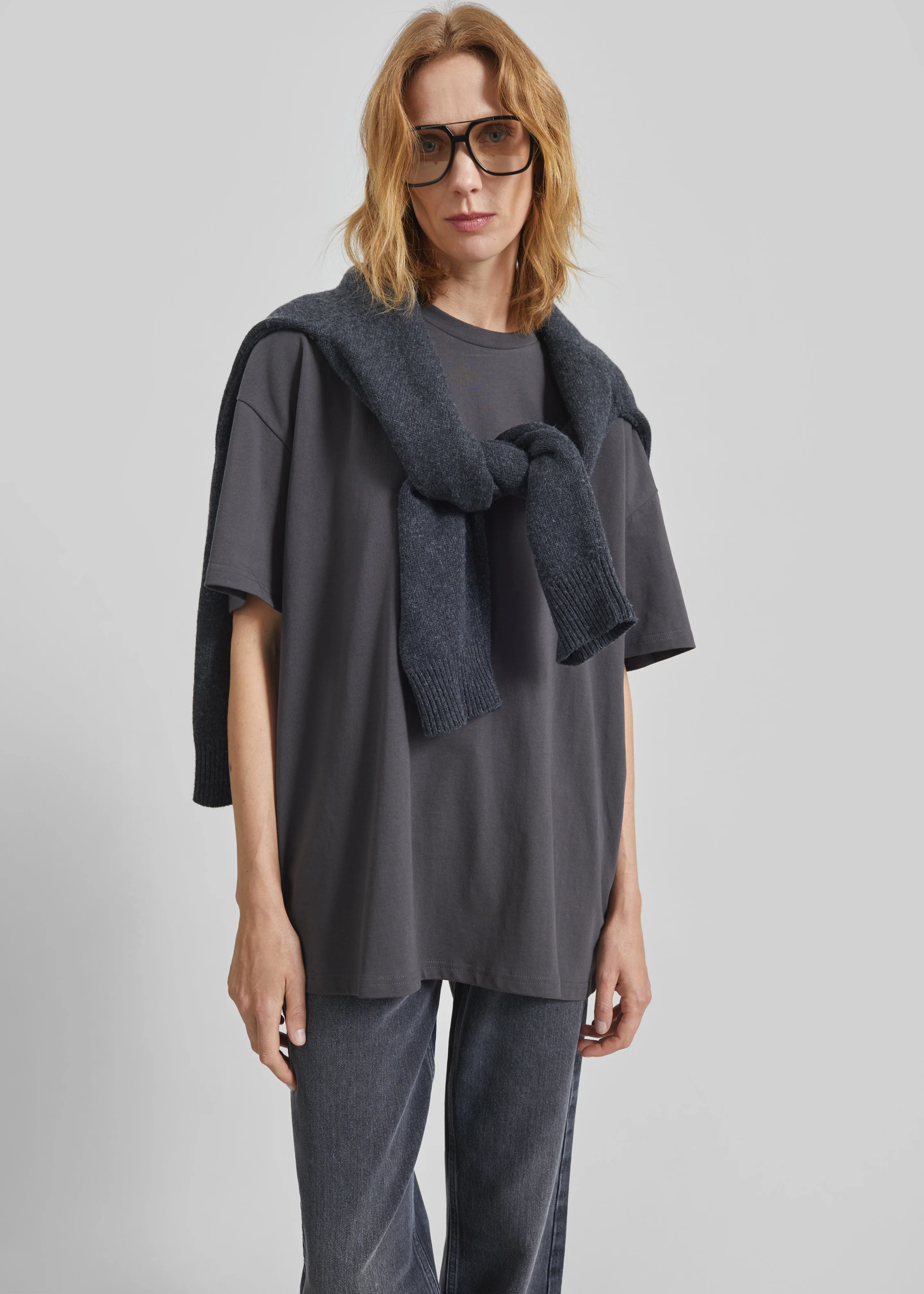 Faro Boxy Tee - Charcoal - Image 4