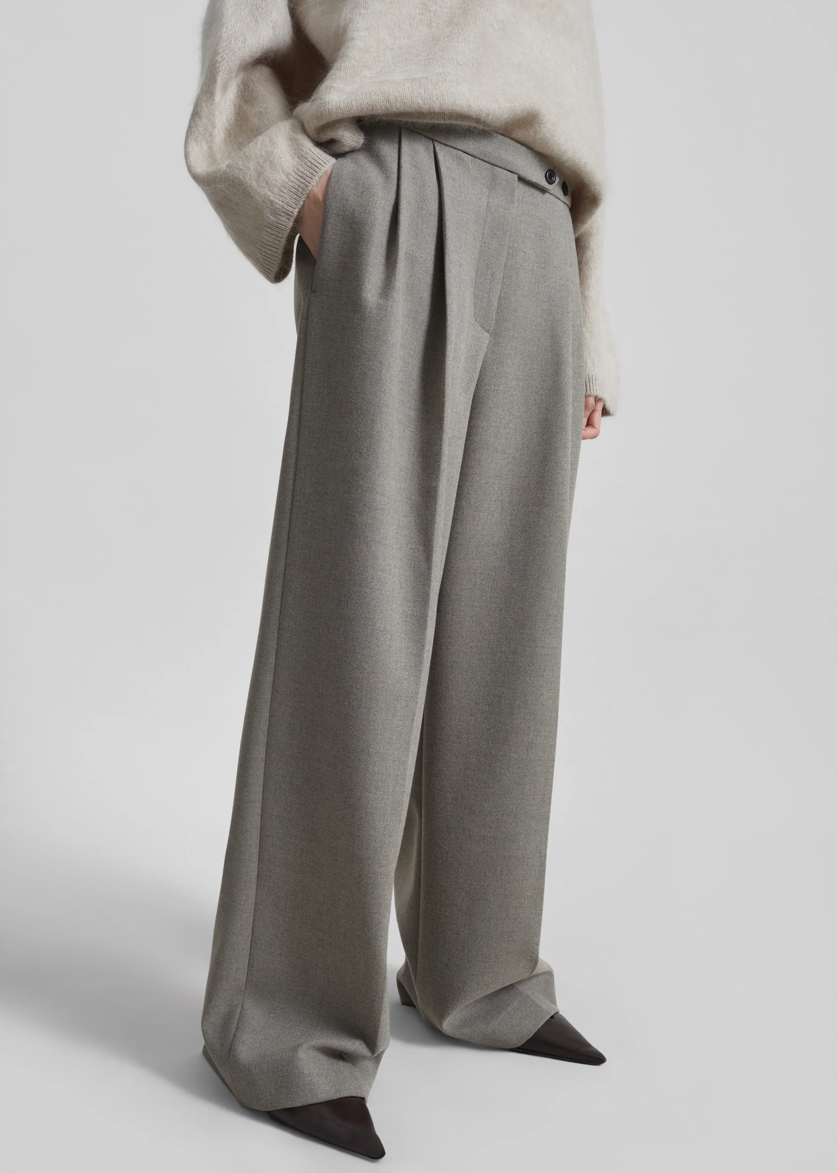 Haflso Pleated Wide Trousers - Beige Melange - Image 4