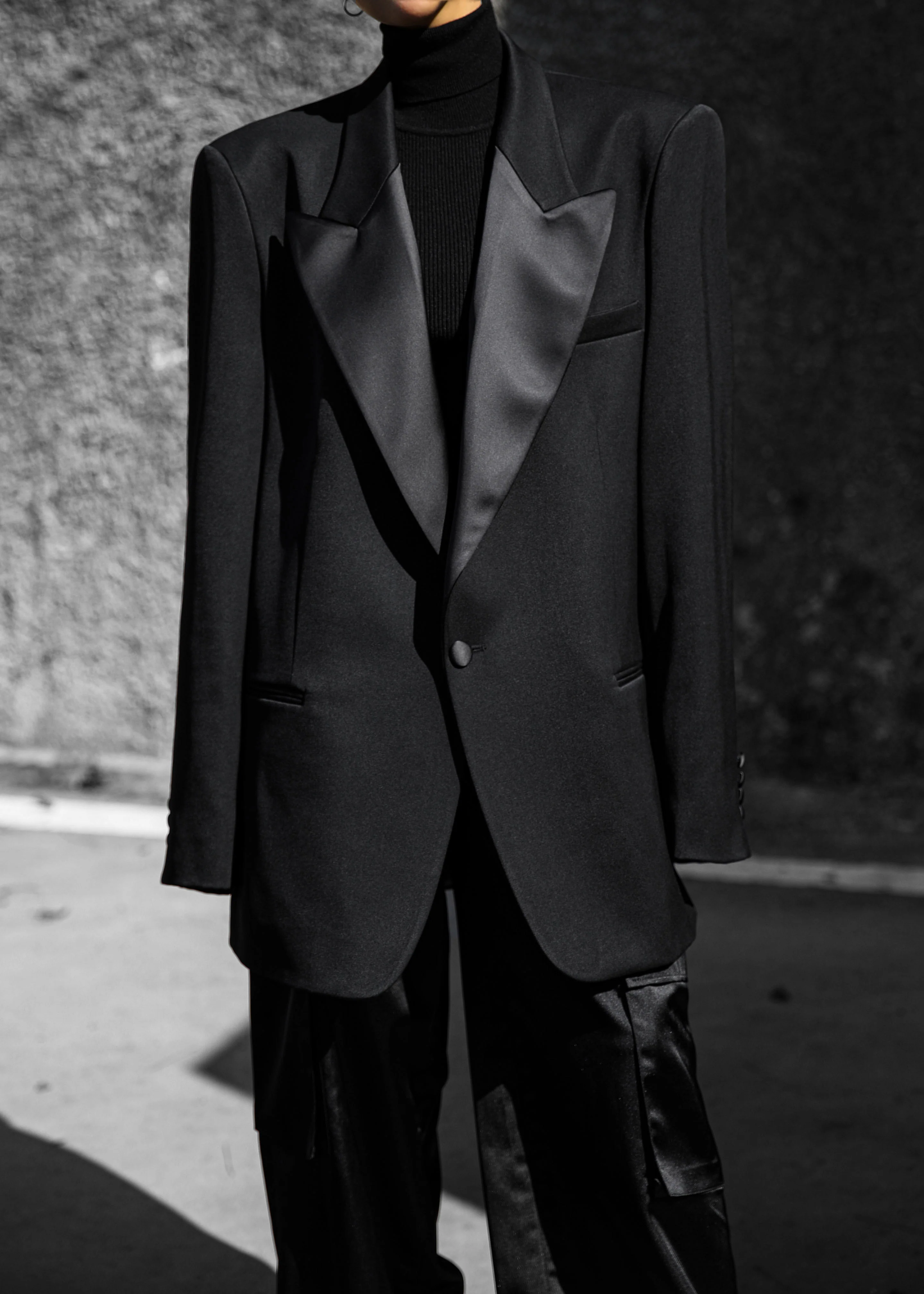 Halle Satin Collar Blazer - Black - Image 5