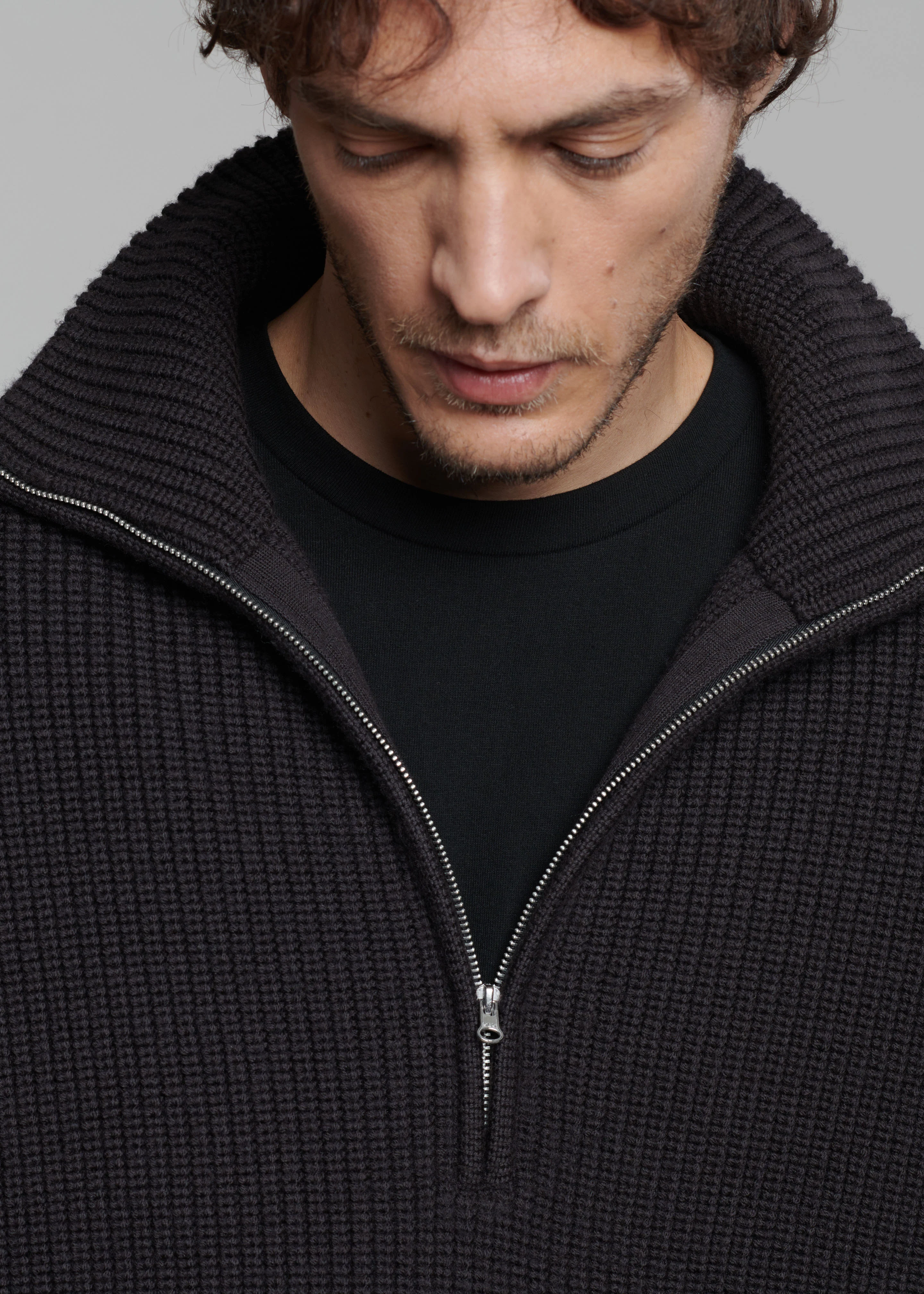 Harrison Quarter Zip Jumper - Dark Plum - Image 4