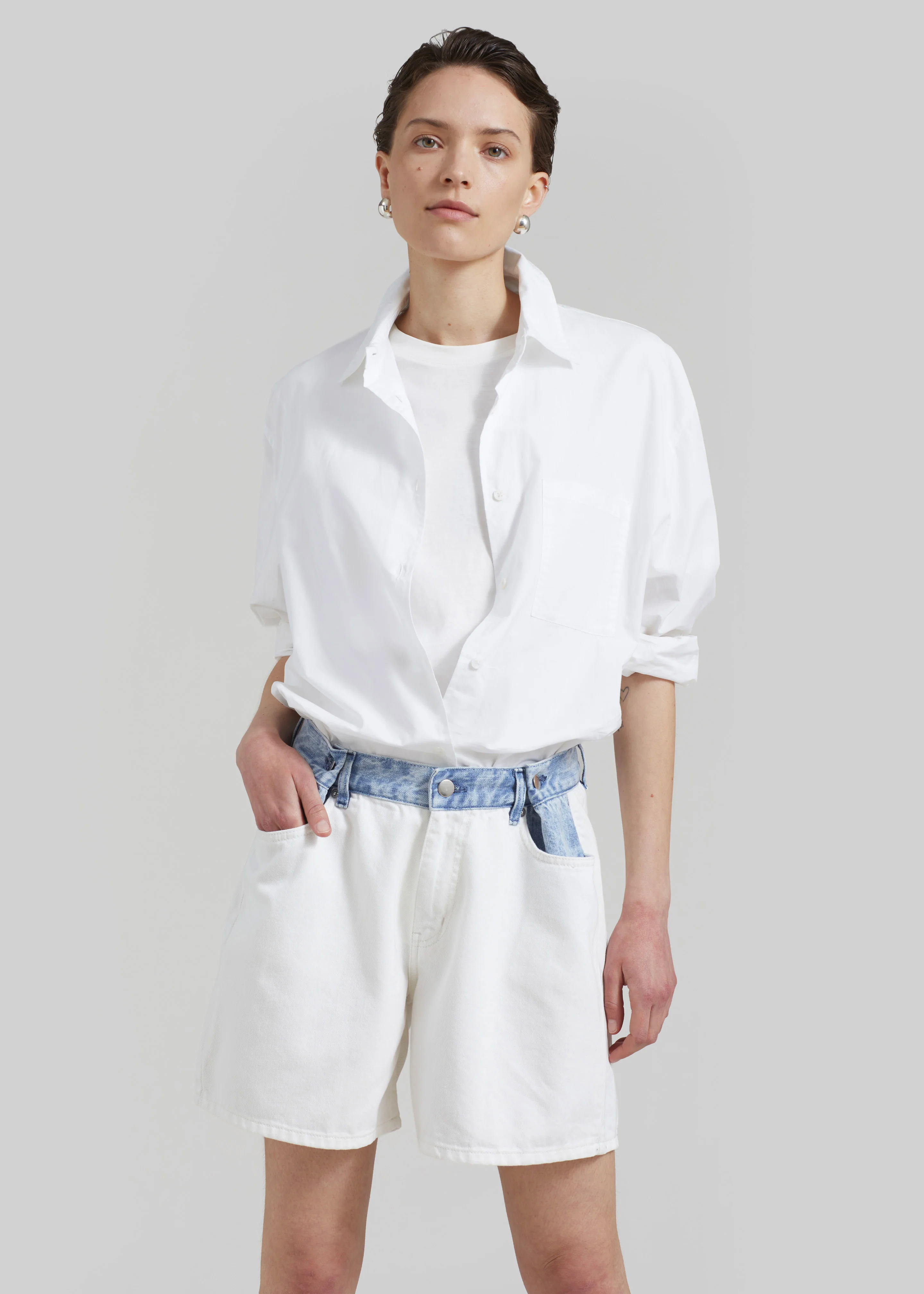 Hayla Contrast Denim Shorts - Off White/Blue - Image 6
