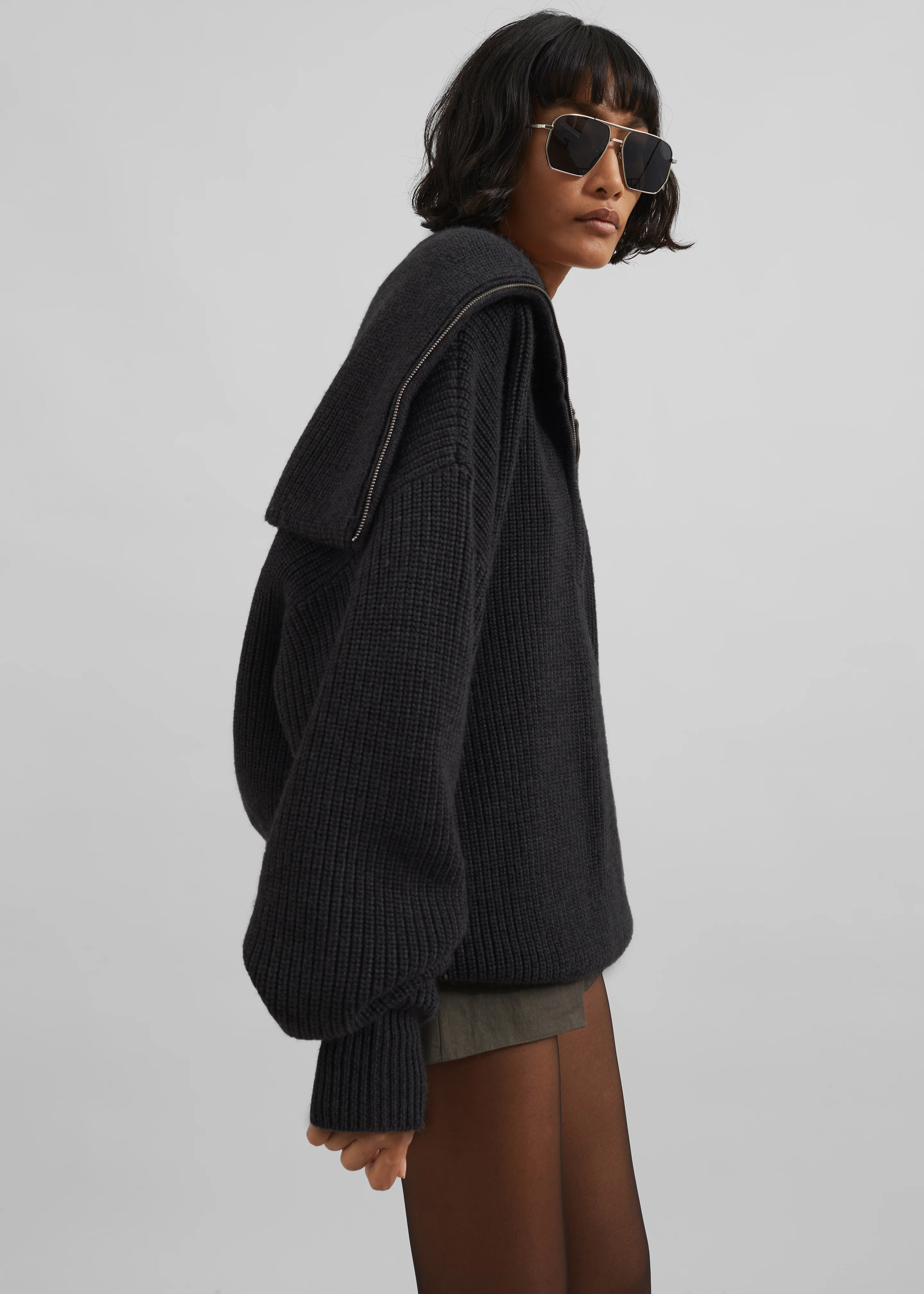 Hazel Oversized Wool Jumper - Dark Grey - Image 7