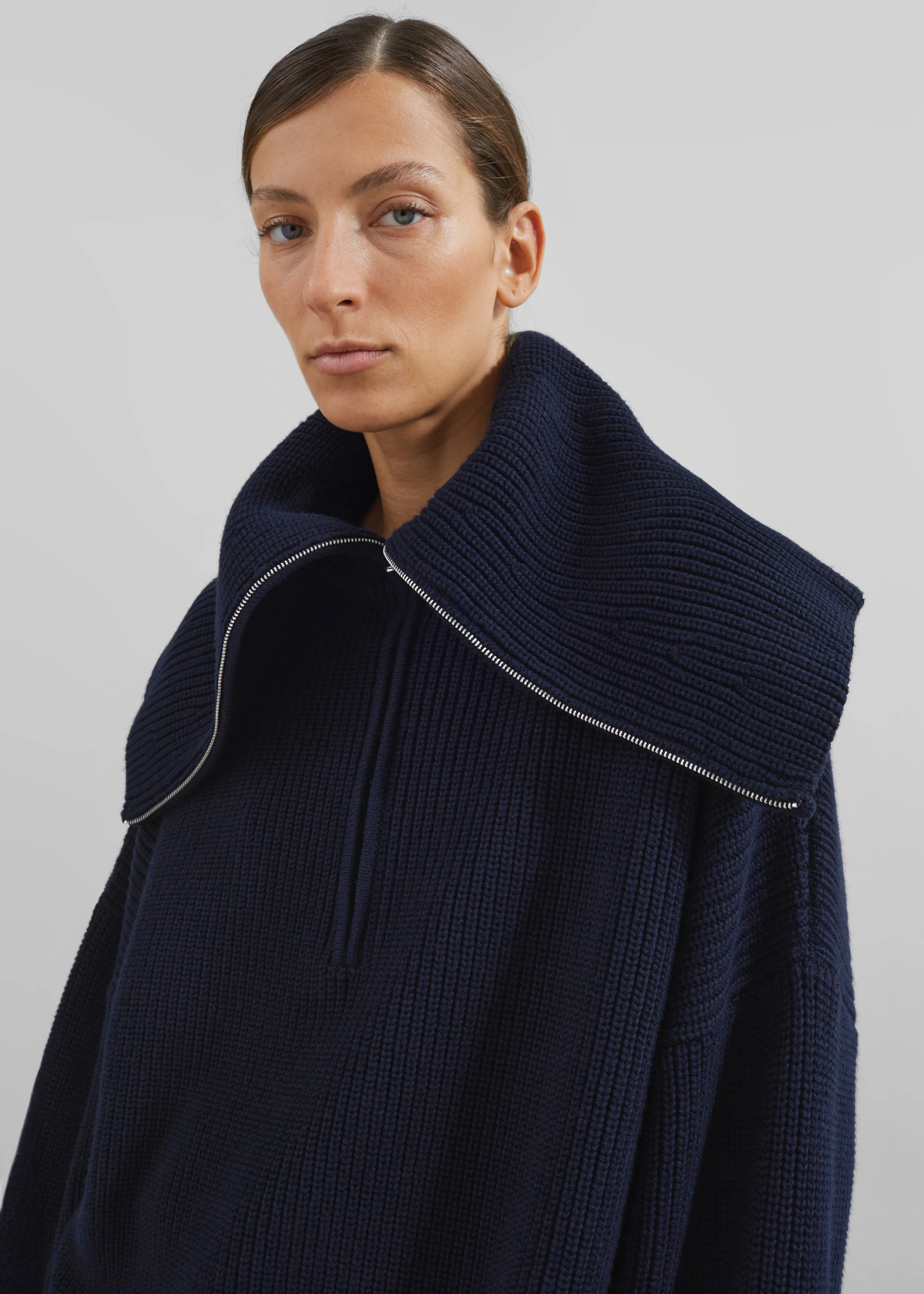 Hazel Oversized Wool Jumper - Dark Navy - Image 6